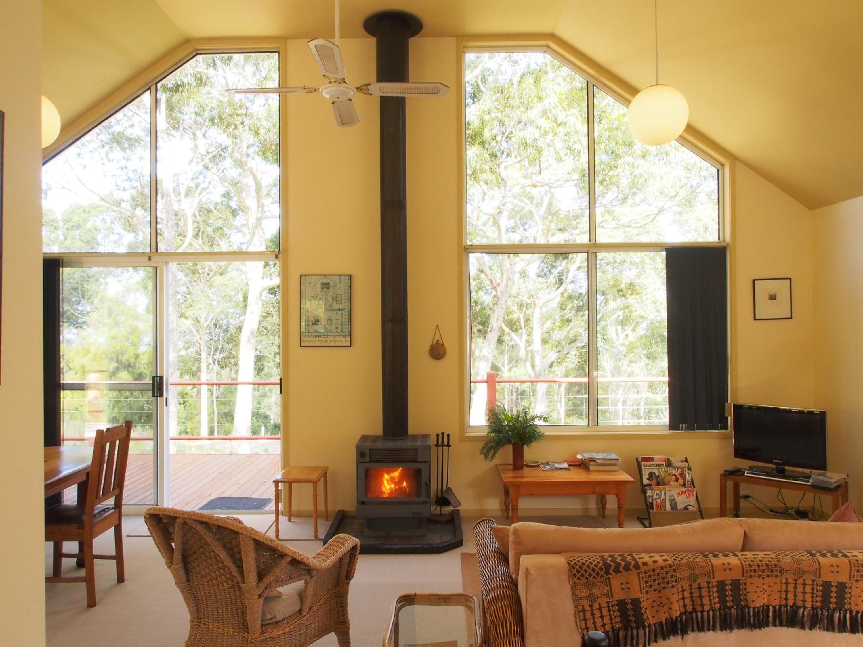 Cottage with Sea View - Eagles Nest Cottage photo 1