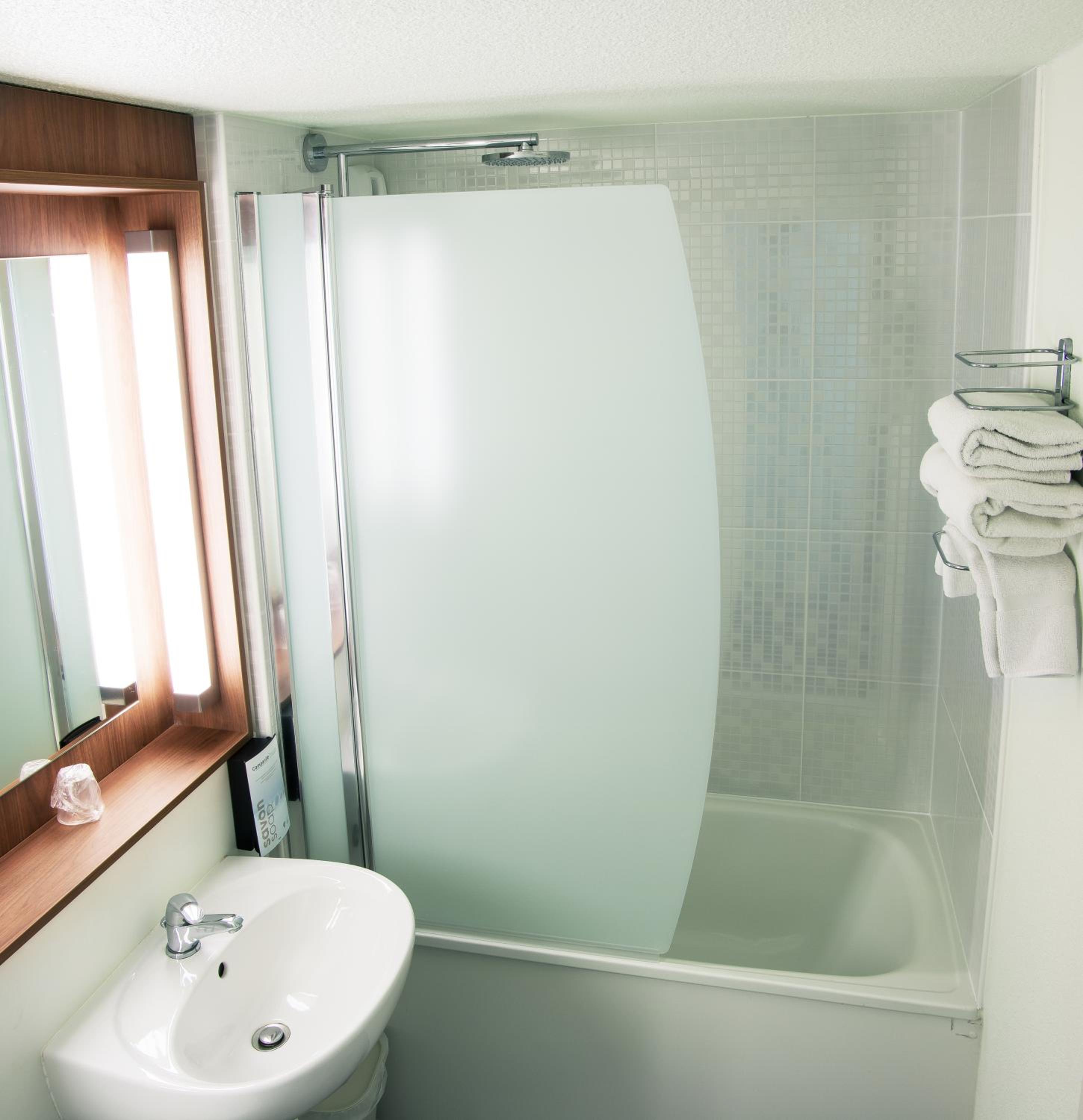 Double Room with One Double Bed - Photo 4