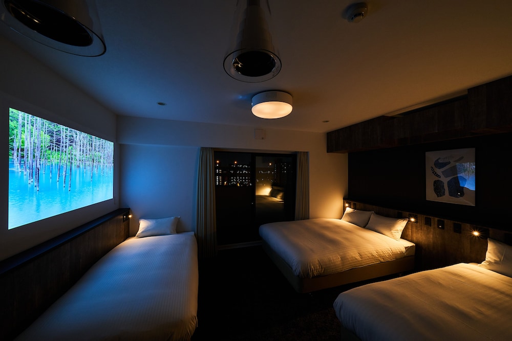Deluxe Triple Room, Non Smoking - Photo 6