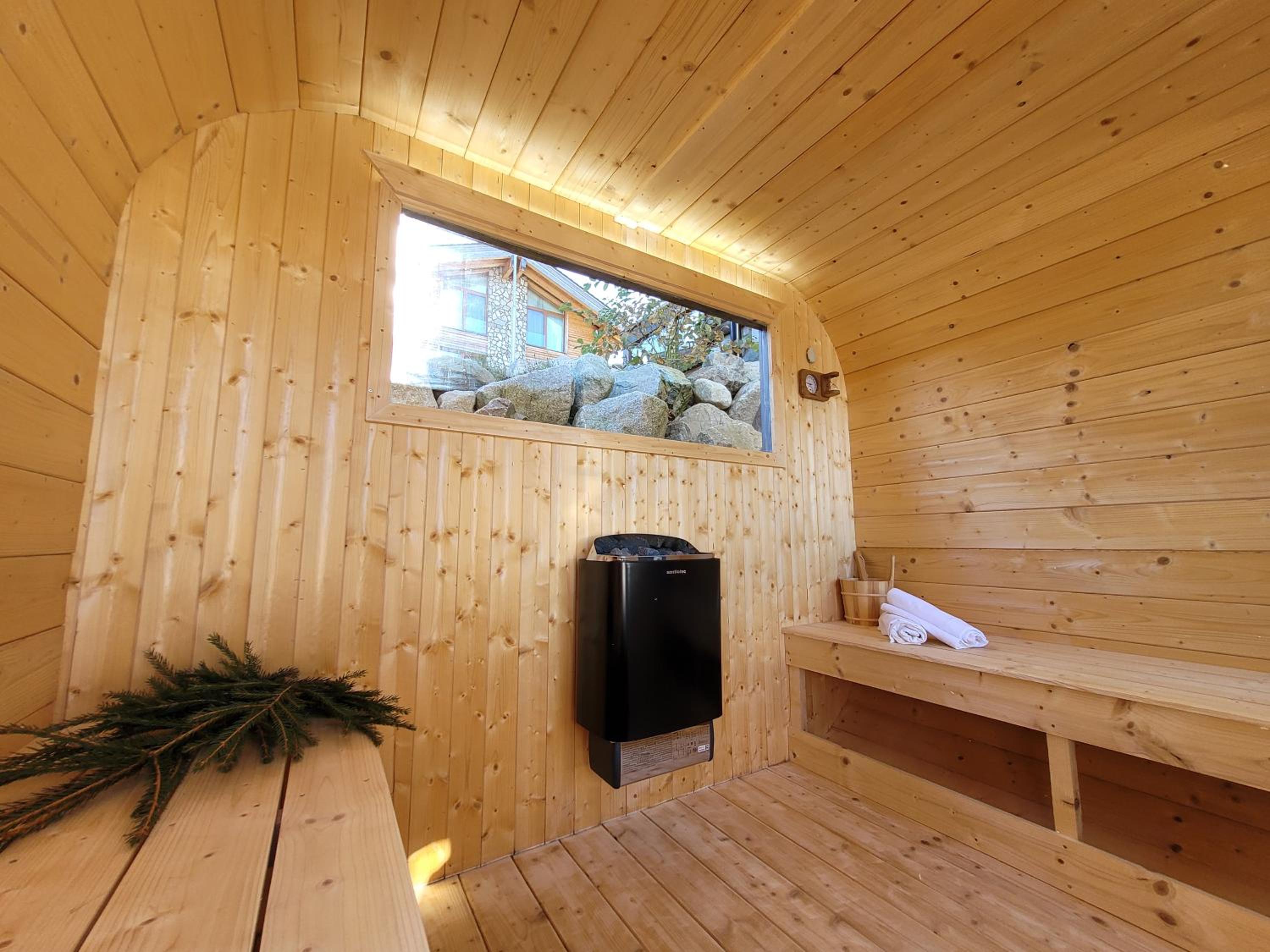 One-Bedroom Apartment - Photo 37
