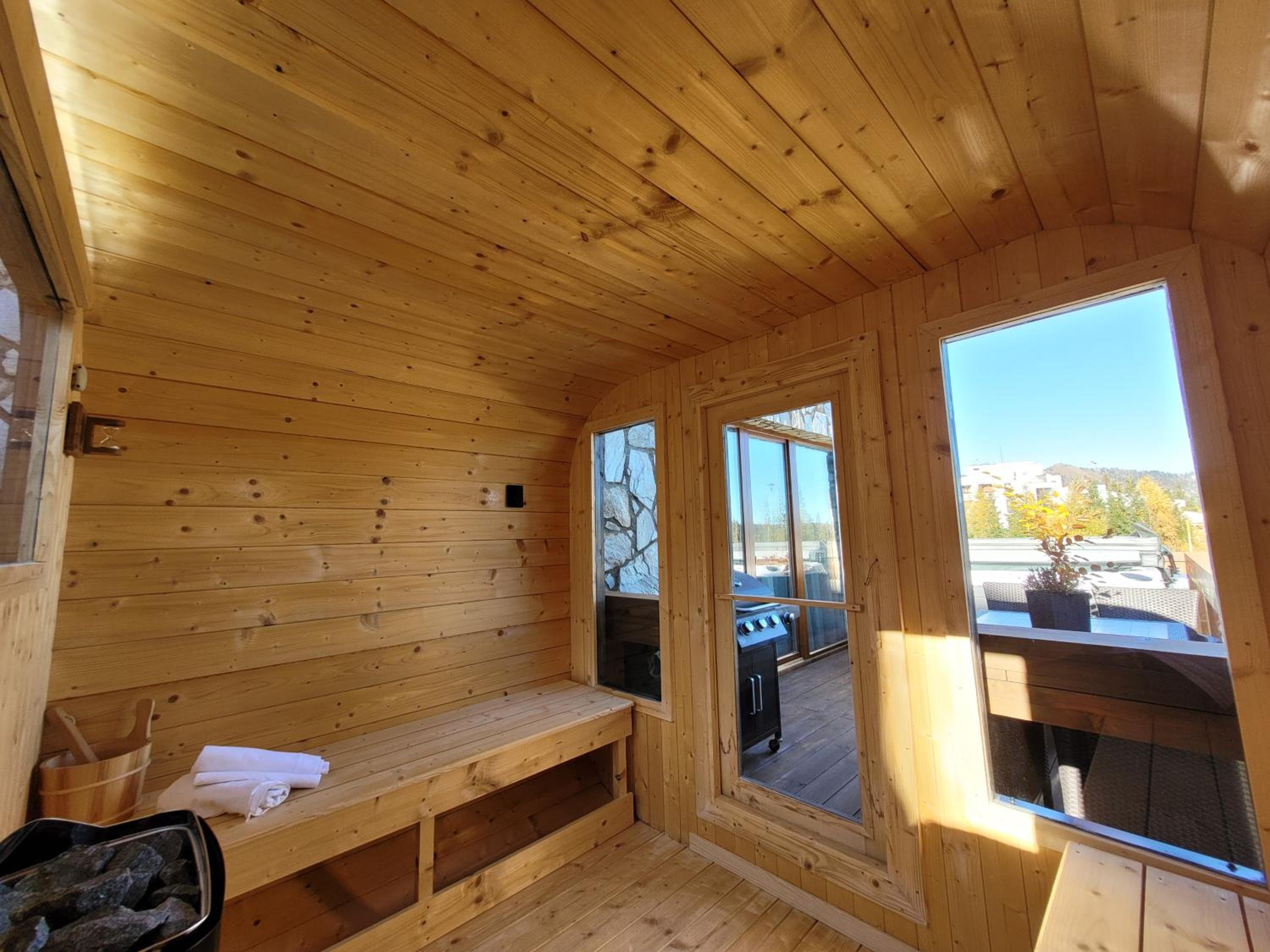 One-Bedroom Apartment - Photo 38