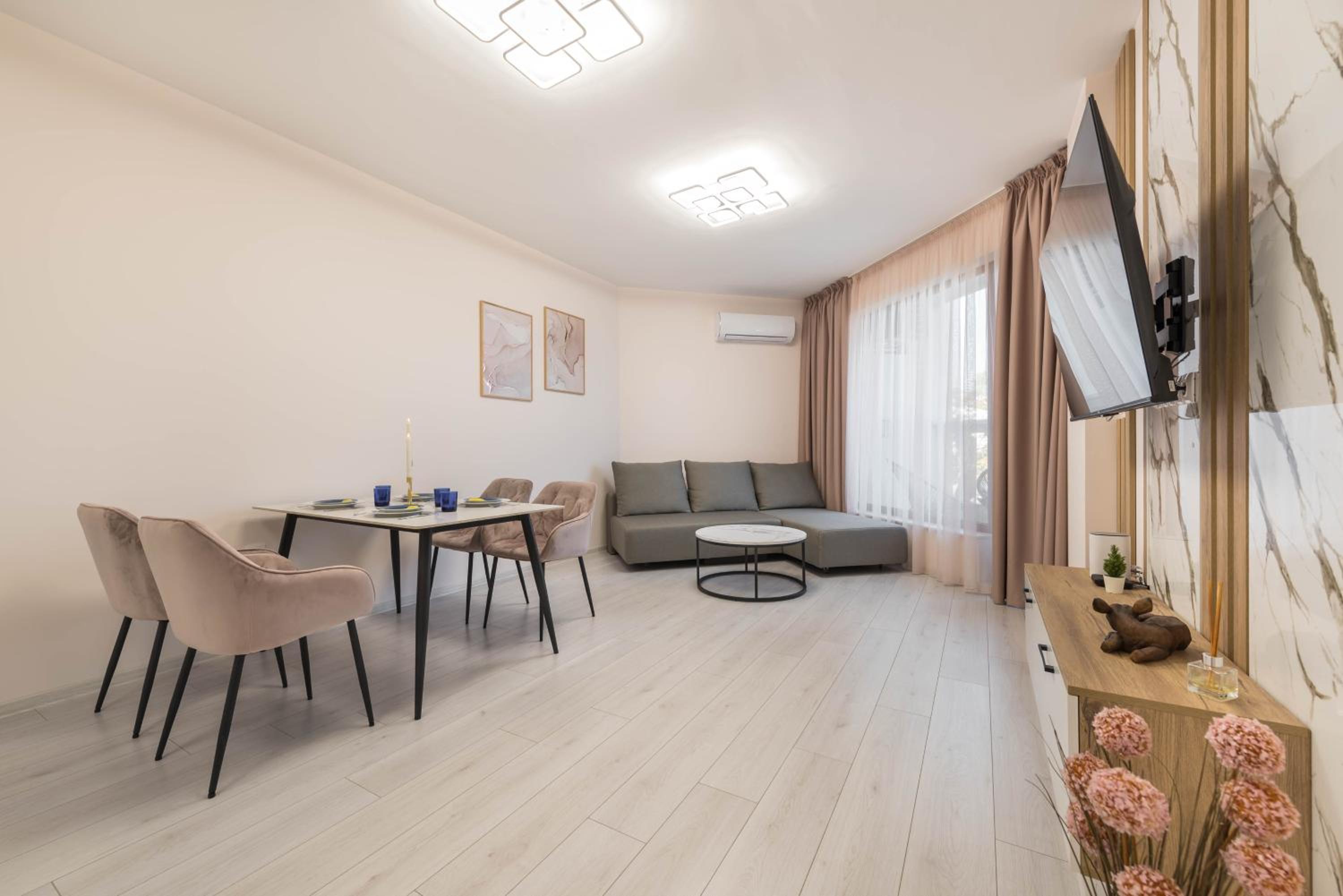One-Bedroom Premium Apartment with Ocean View photo 1