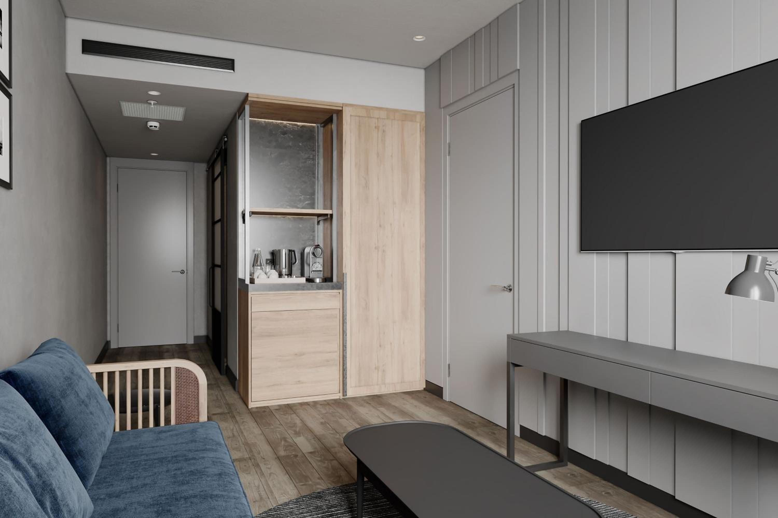One-Bedroom King Suite - City View photo 2
