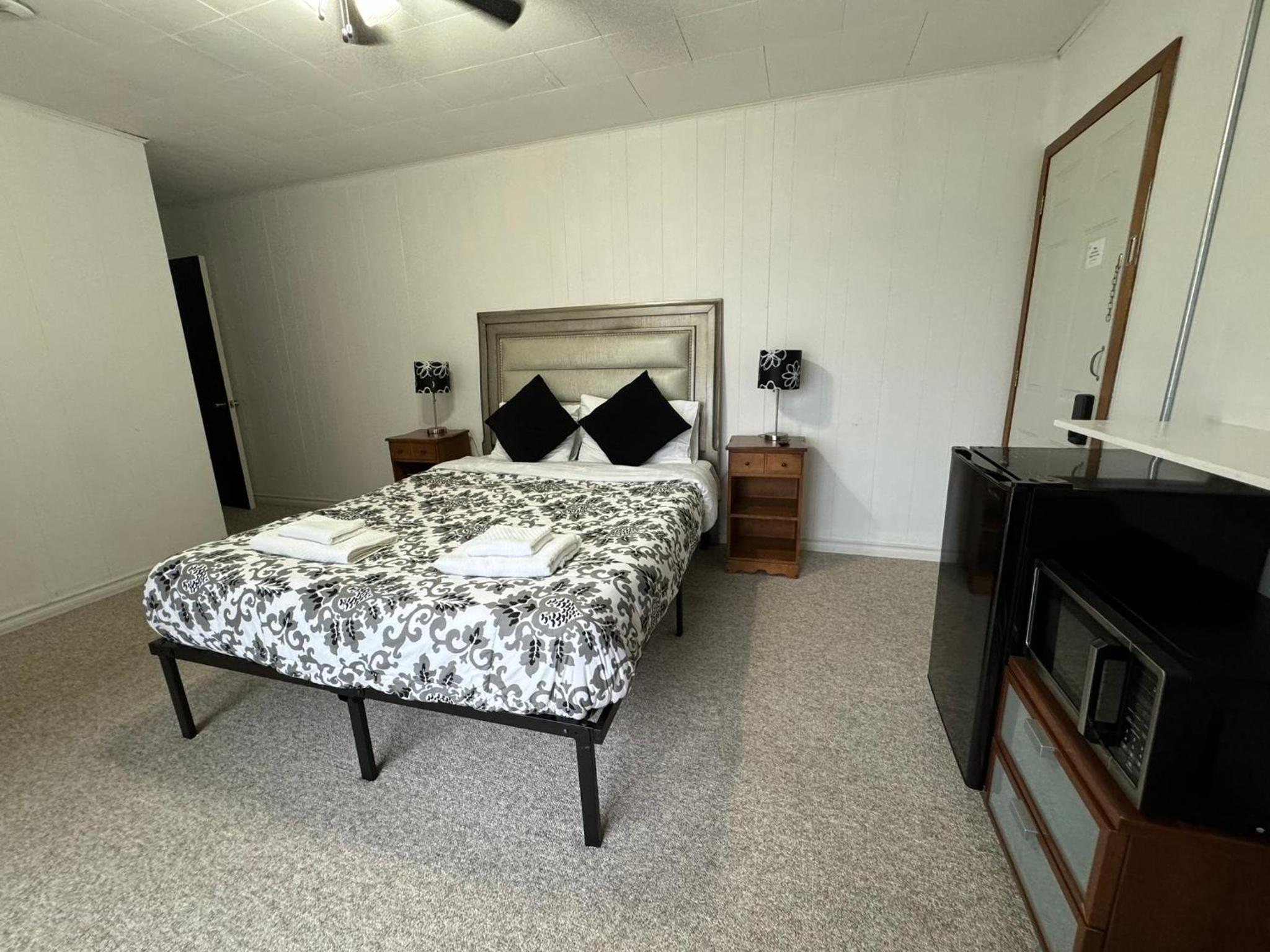 Standard Double Room photo 2