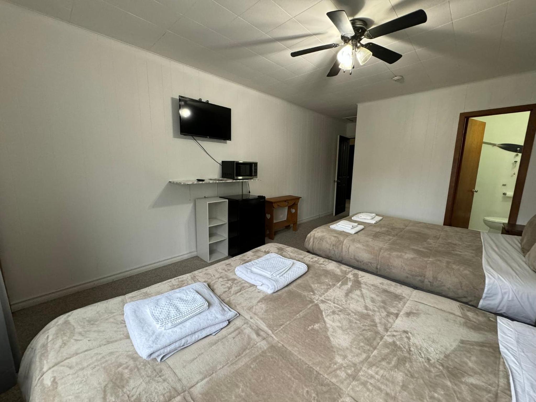 Standard Family Room photo 1