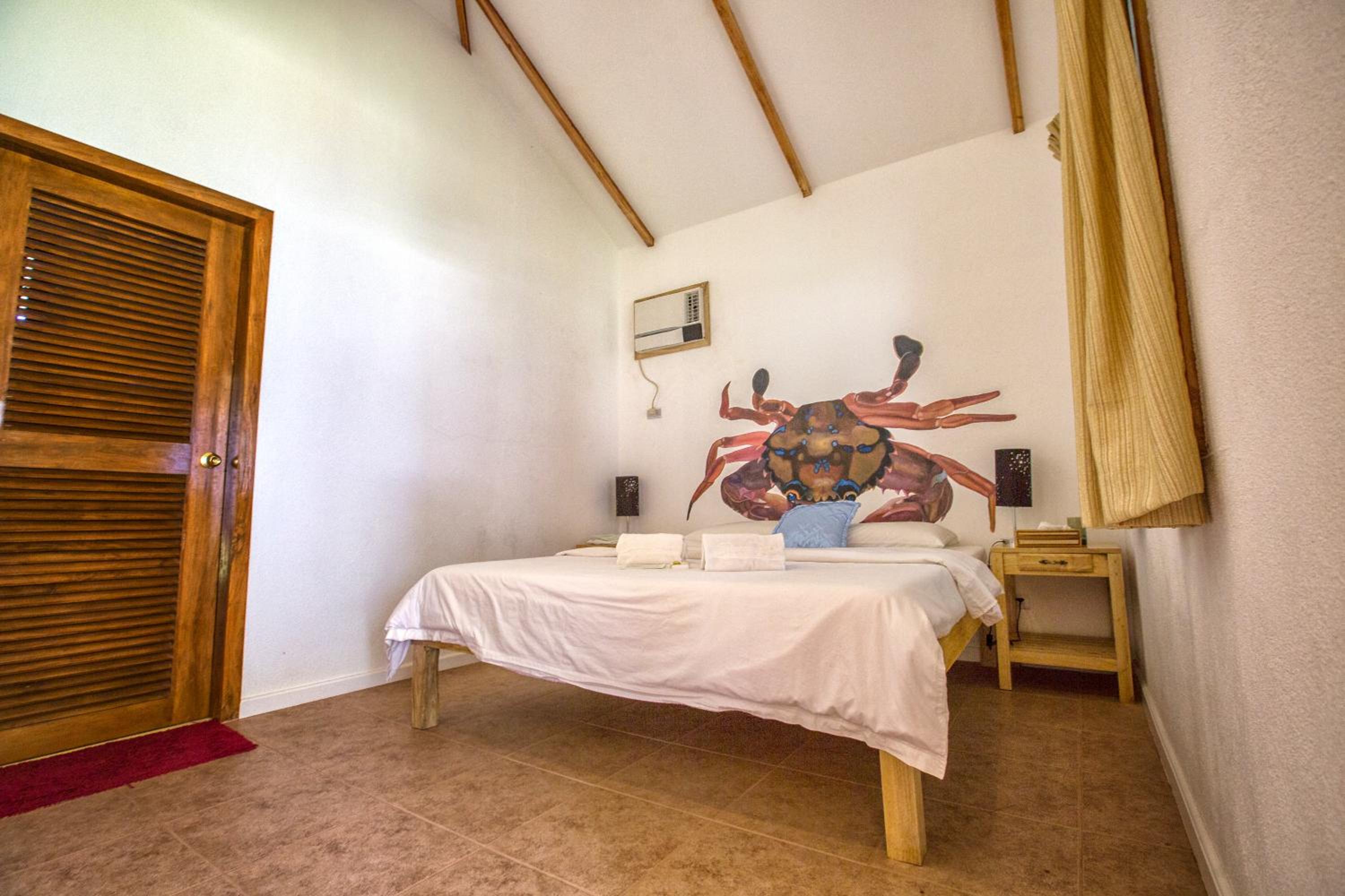 Queen Room with Garden View