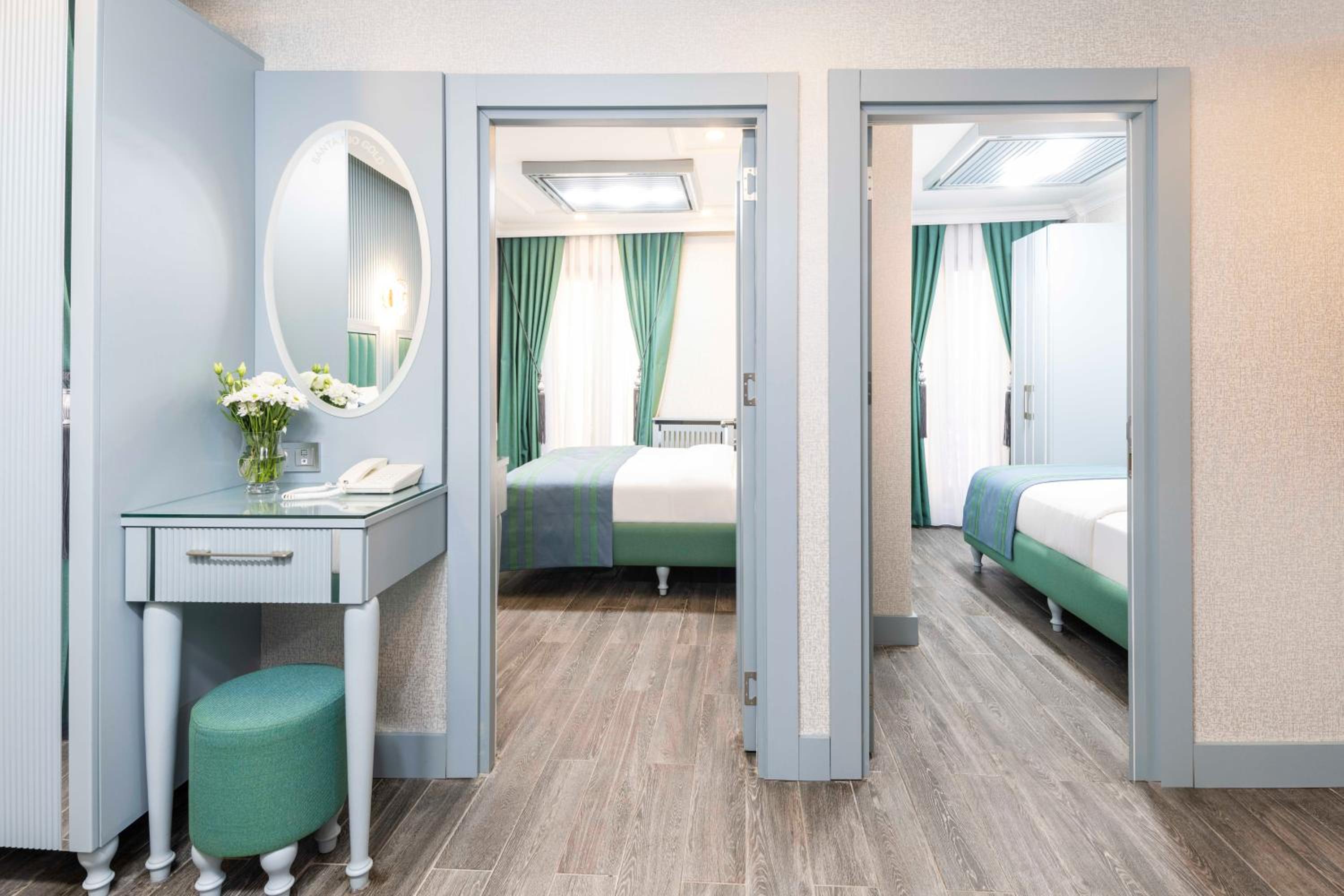 Superior Suite photo 3