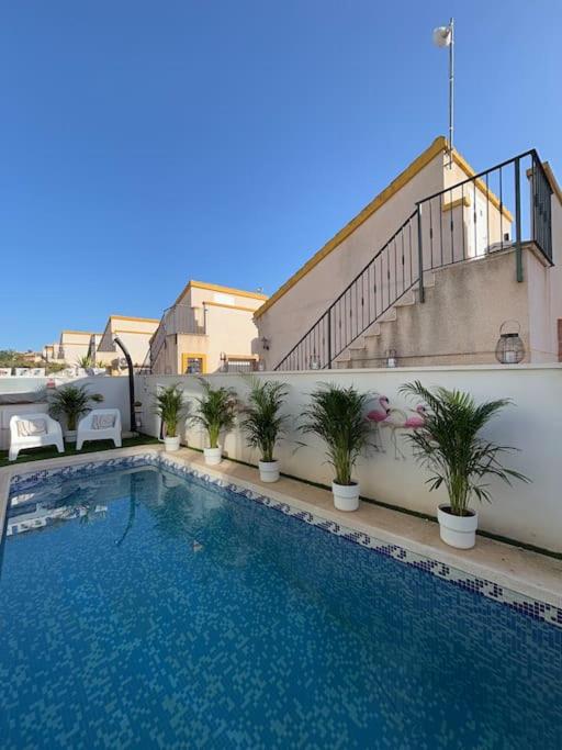 Three-Bedroom Villa photo 3