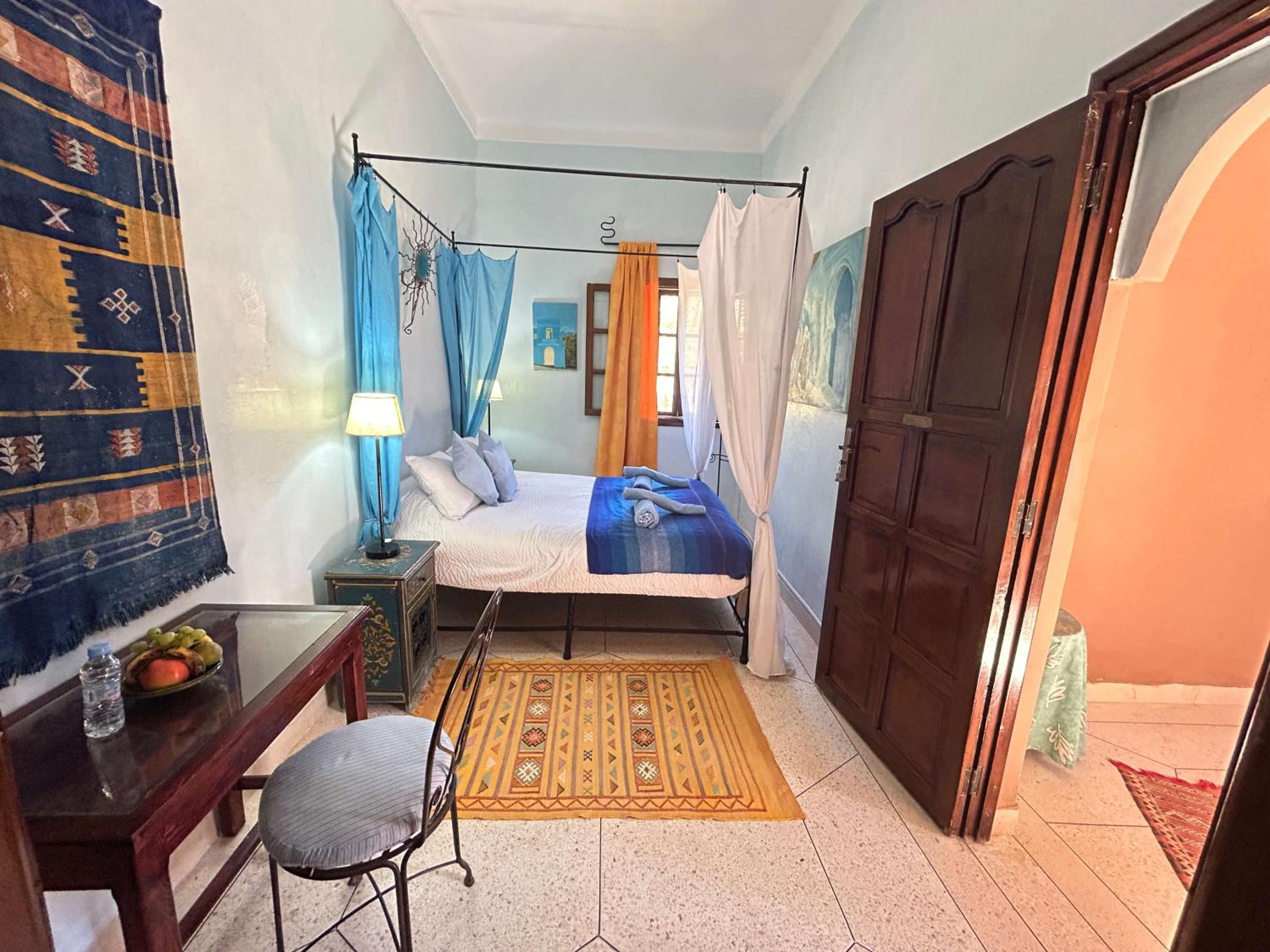 Double Room - Photo 2