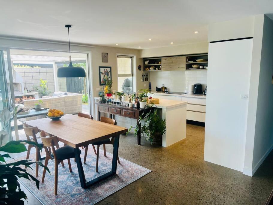 Three-Bedroom House photo 1