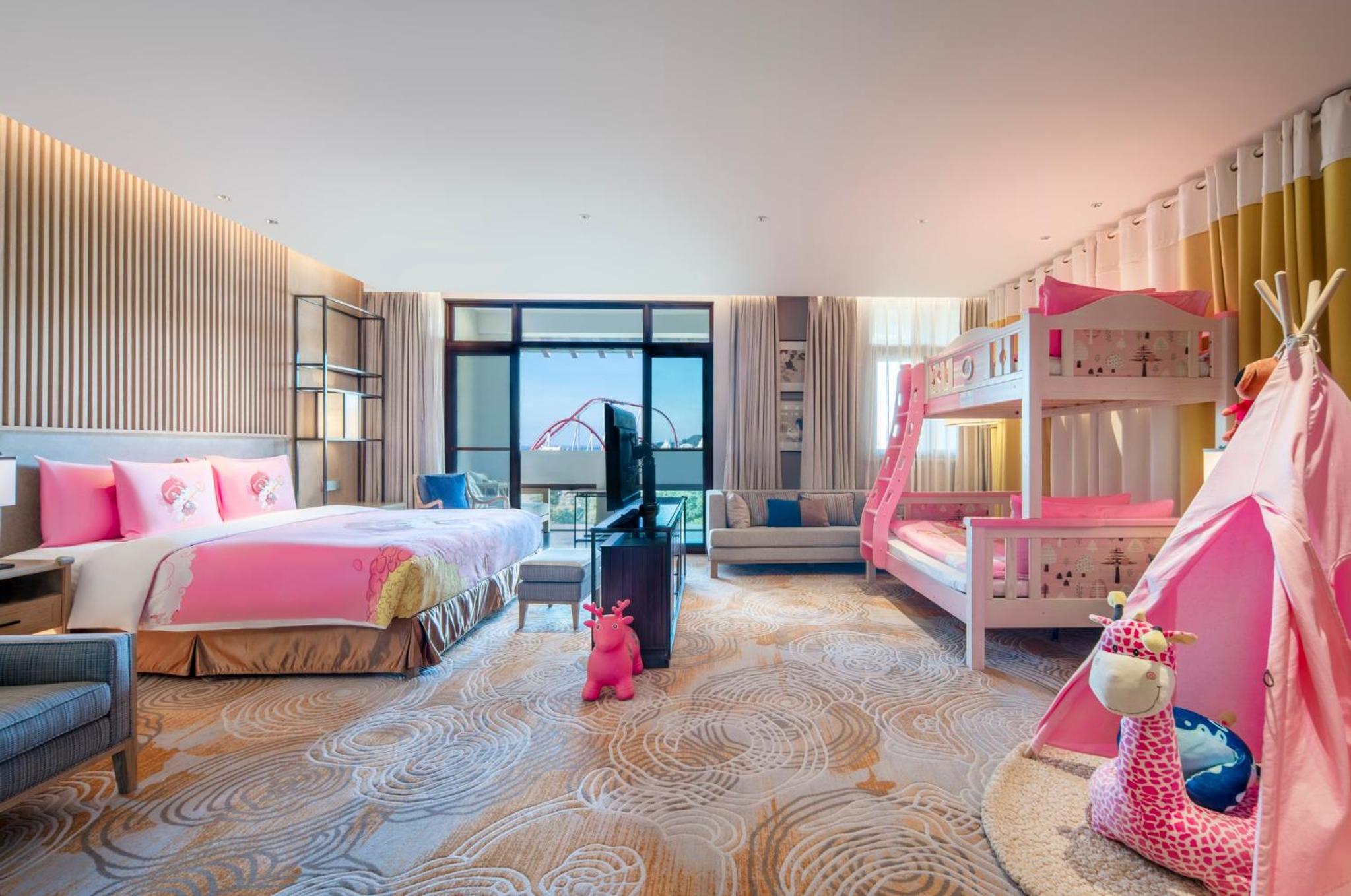 Premium King Room with One King Bed, One Bunk Bed and Lounge Access - Kids Theme