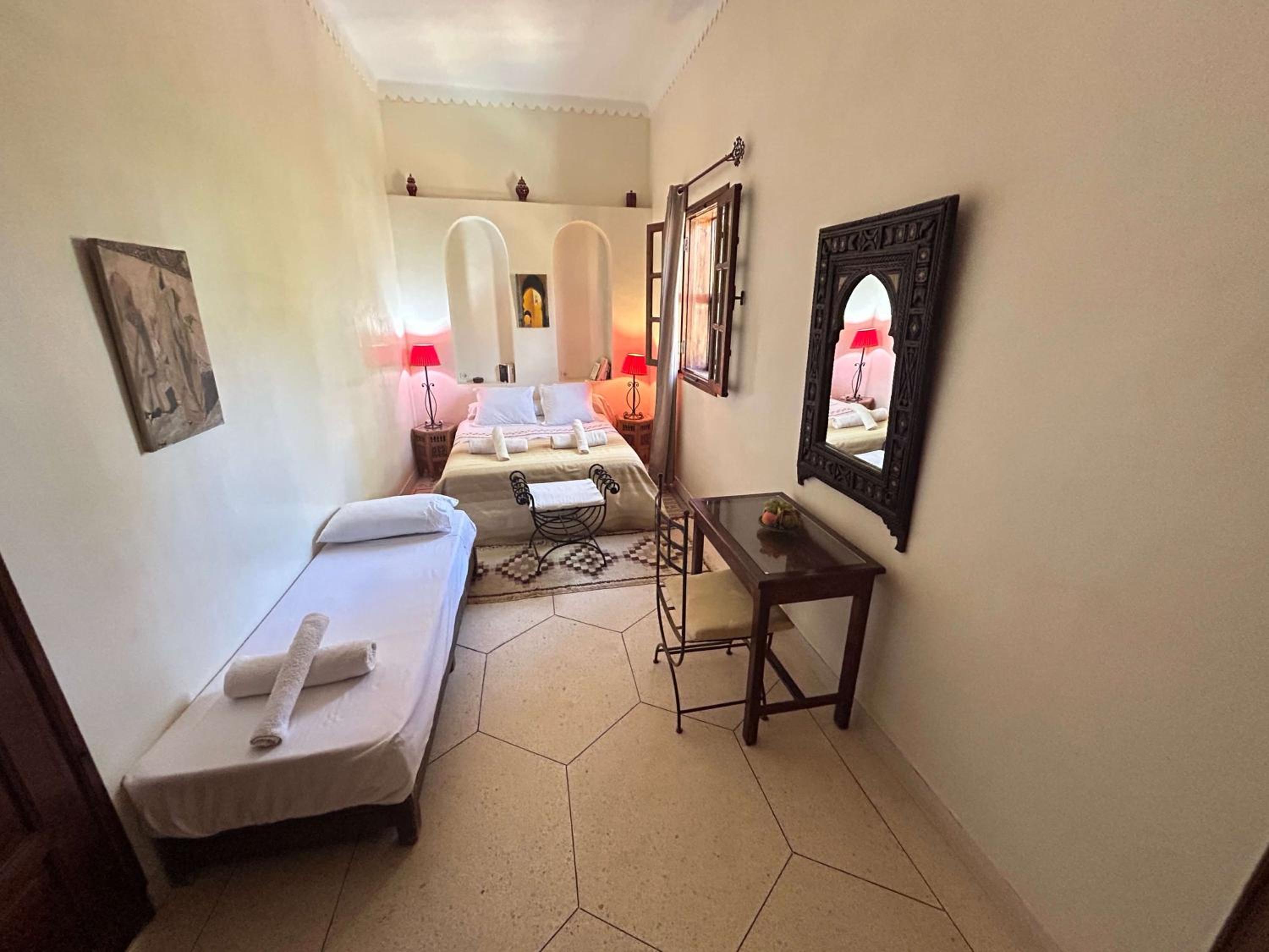 Double Room with Garden View - Photo 5