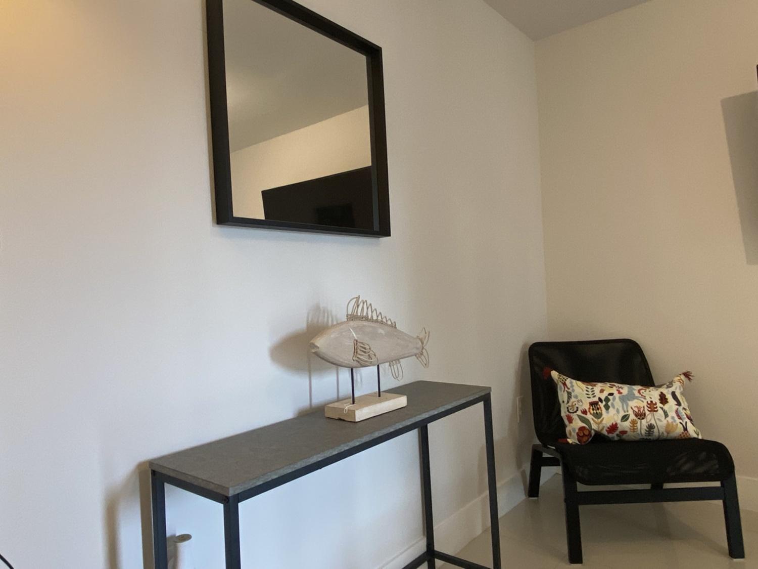 Apartment with Balcony photo 3