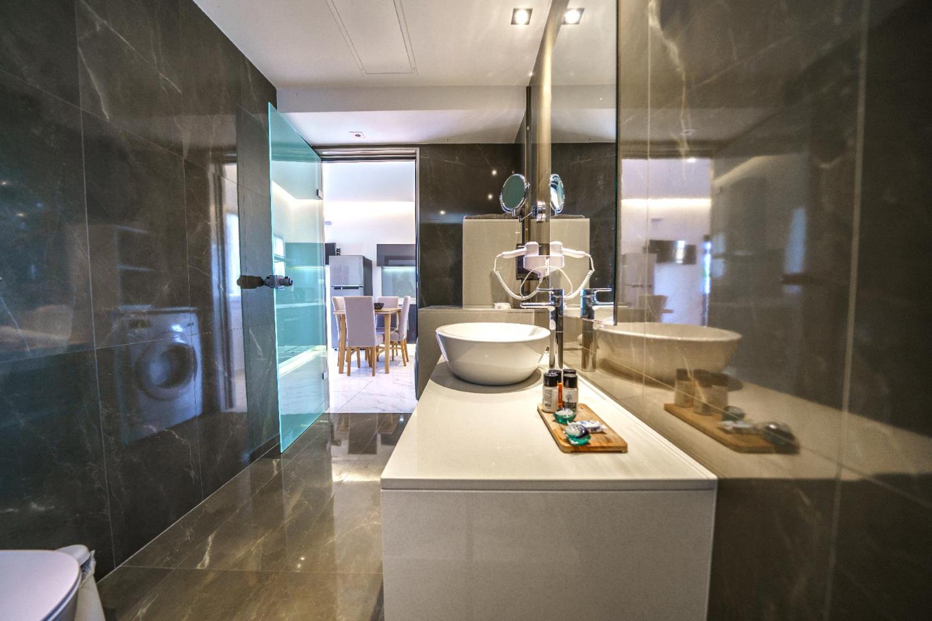 Executive One Bedroom Triple Suite - Emmanouela