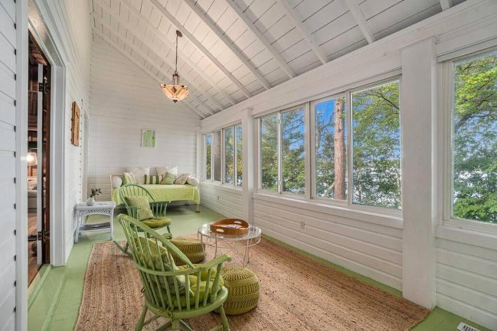 Four-Bedroom House photo 2
