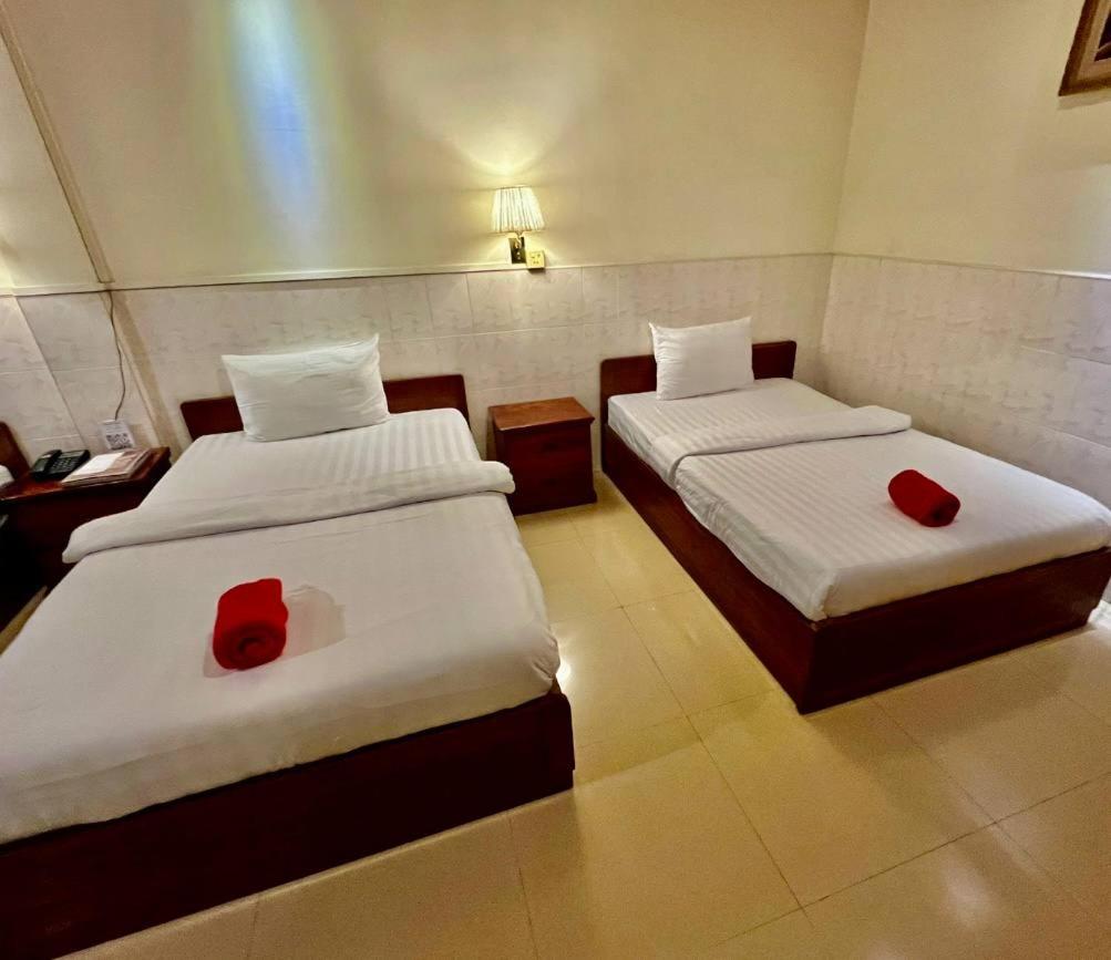 Twin Room - Photo 4