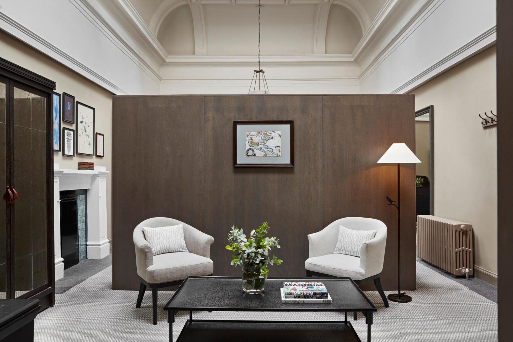 One-Bedroom Suite with Square View