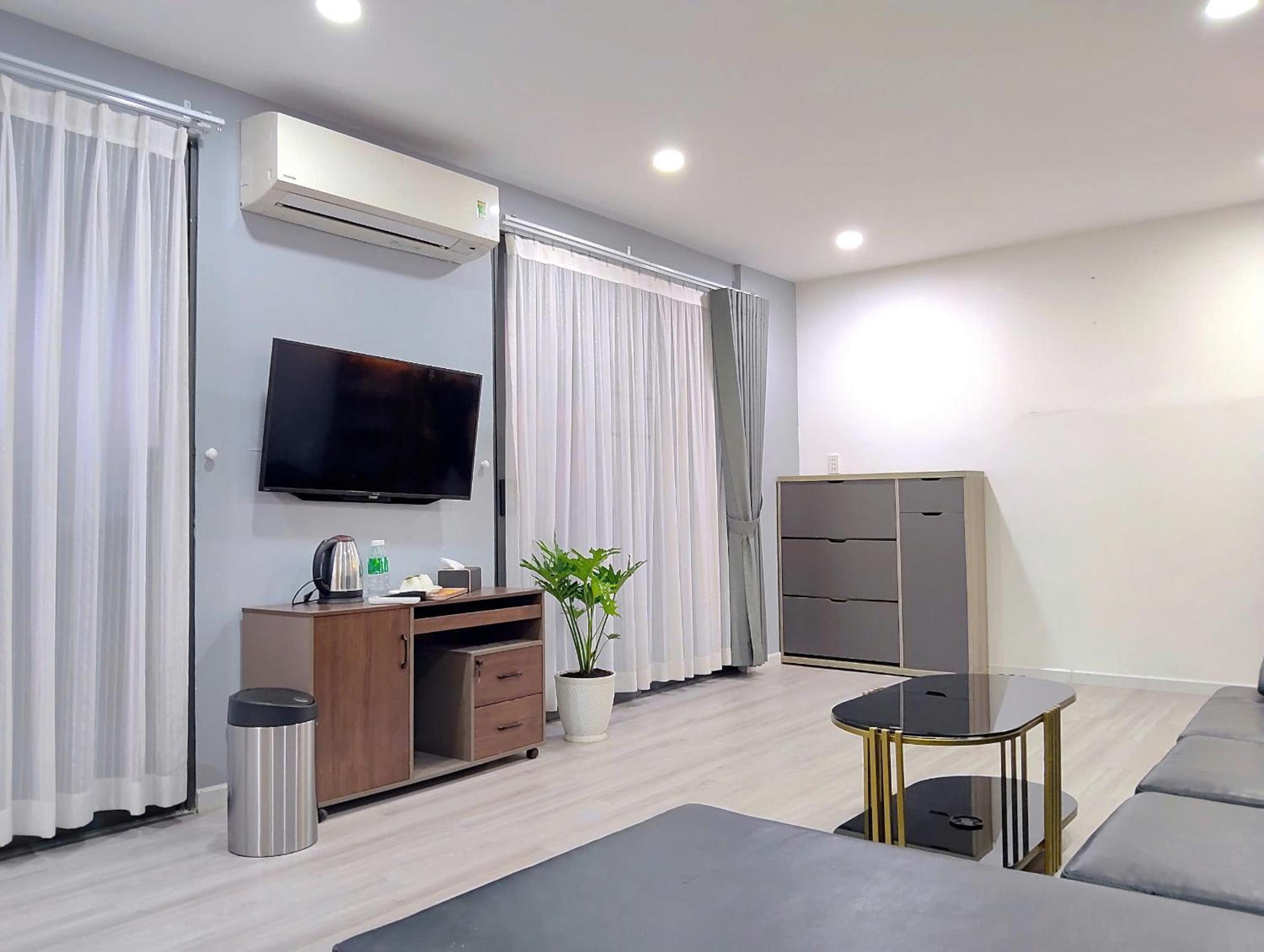 Two-Bedroom Deluxe Apartment