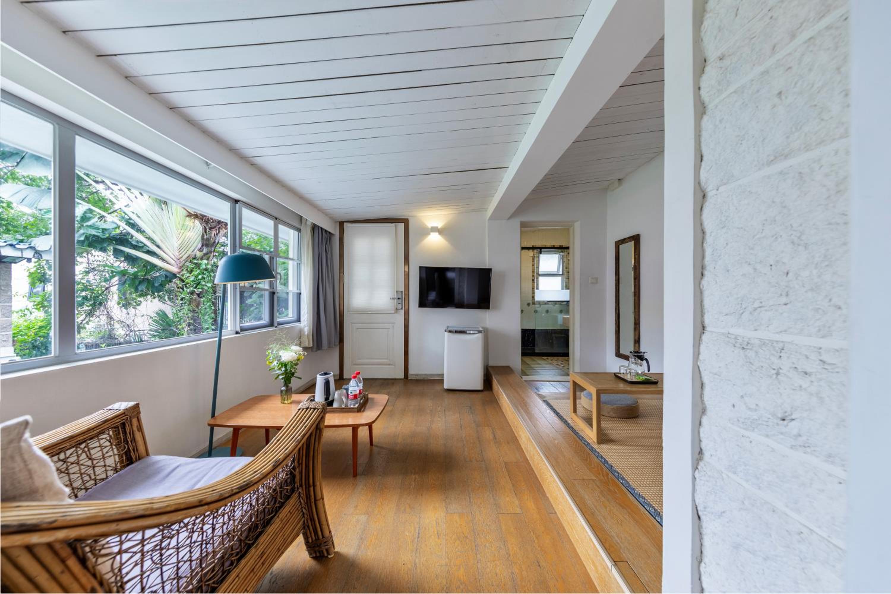 Family Room with Balcony - Photo 2