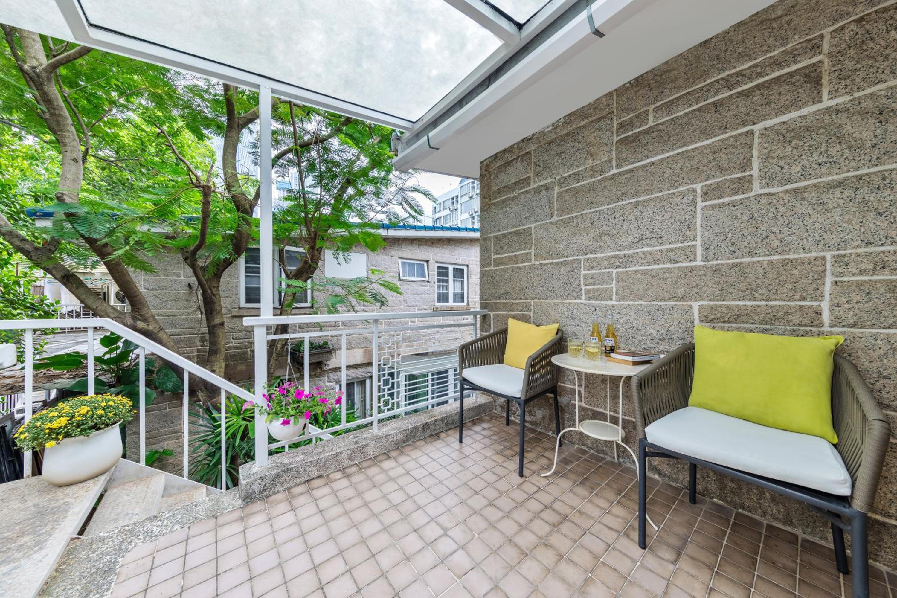 Family Room with Balcony - Photo 5