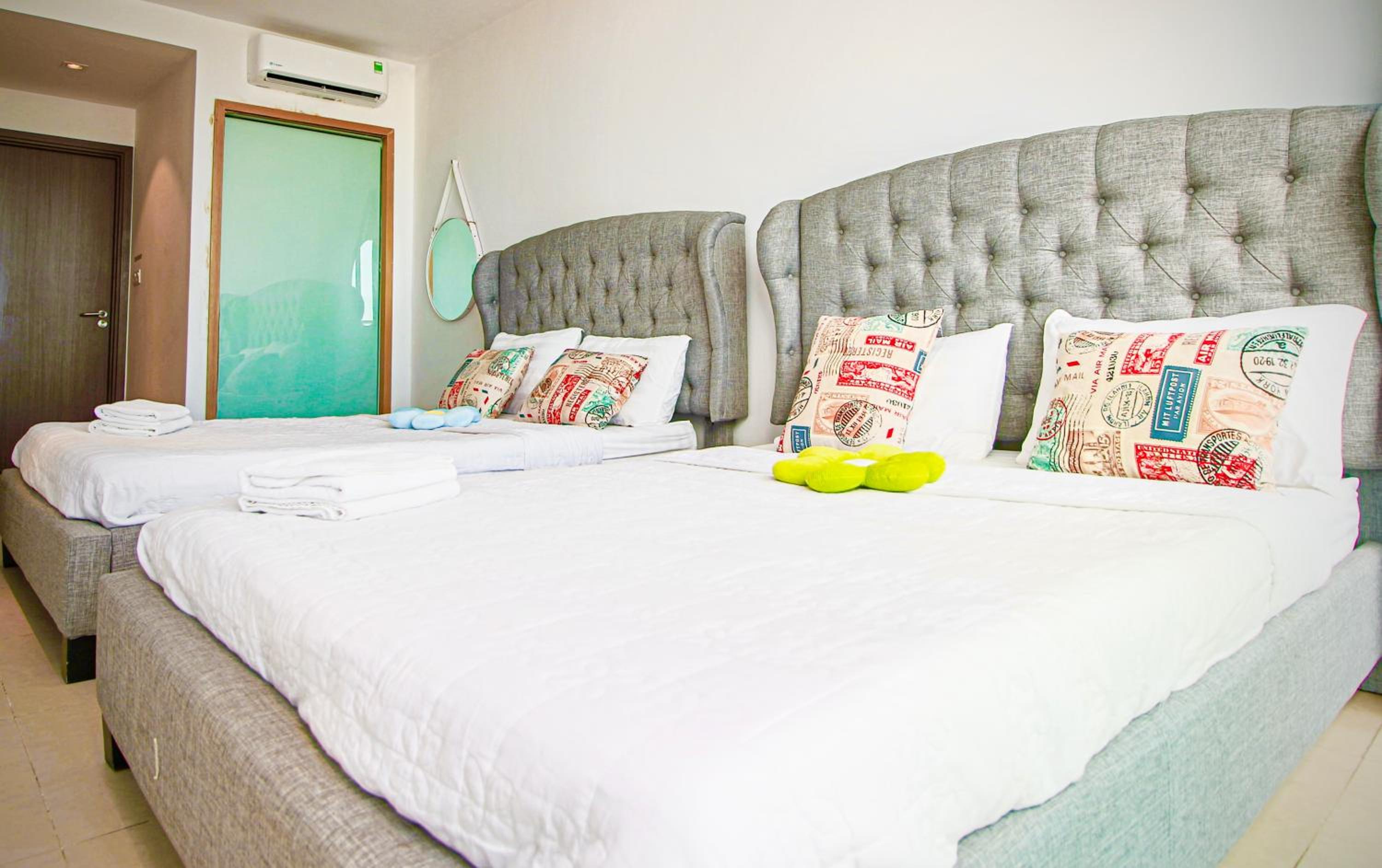 Two-Bedroom Apartment - Photo 3