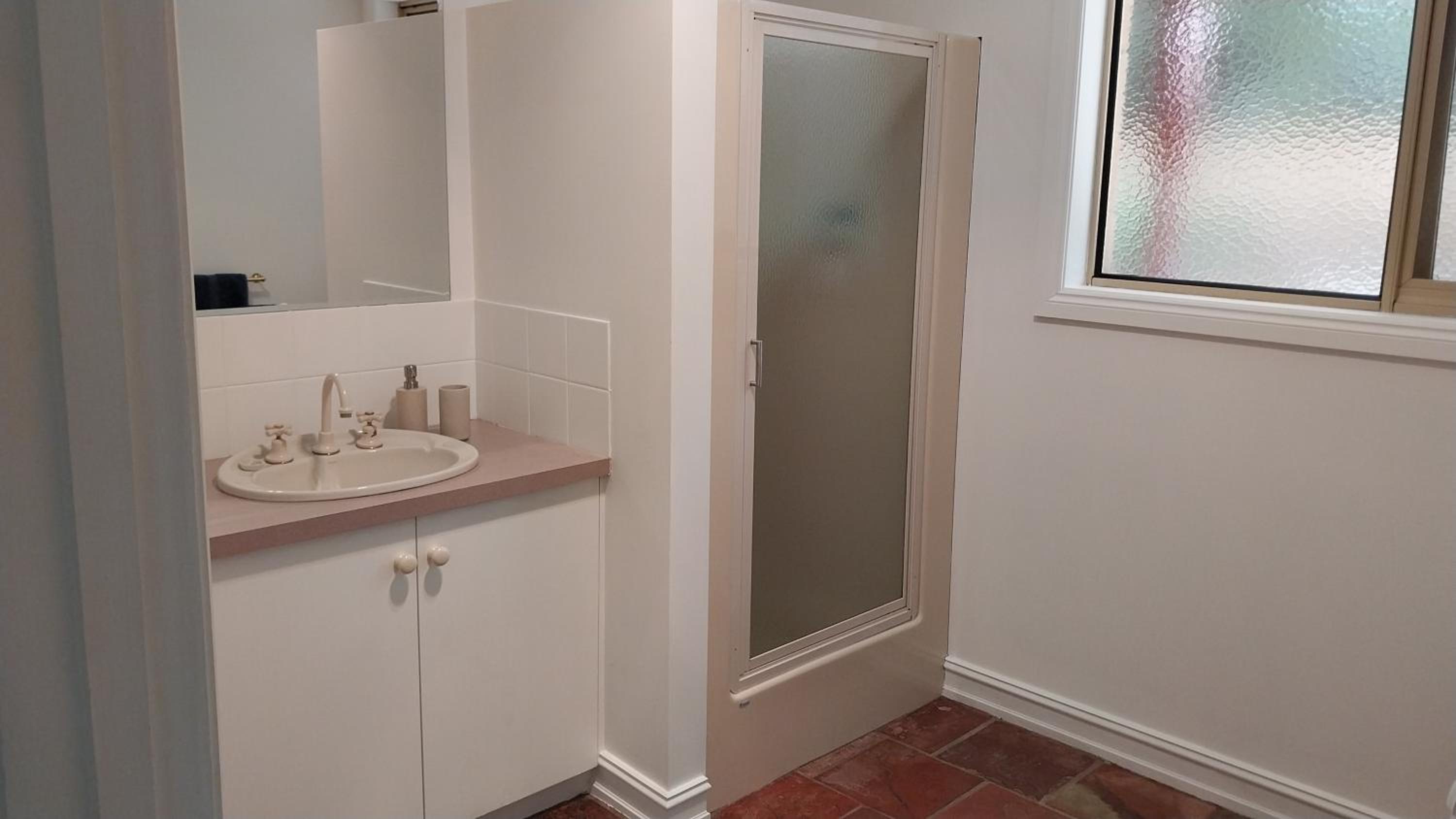 Two-Bedroom Apartment - Photo 7