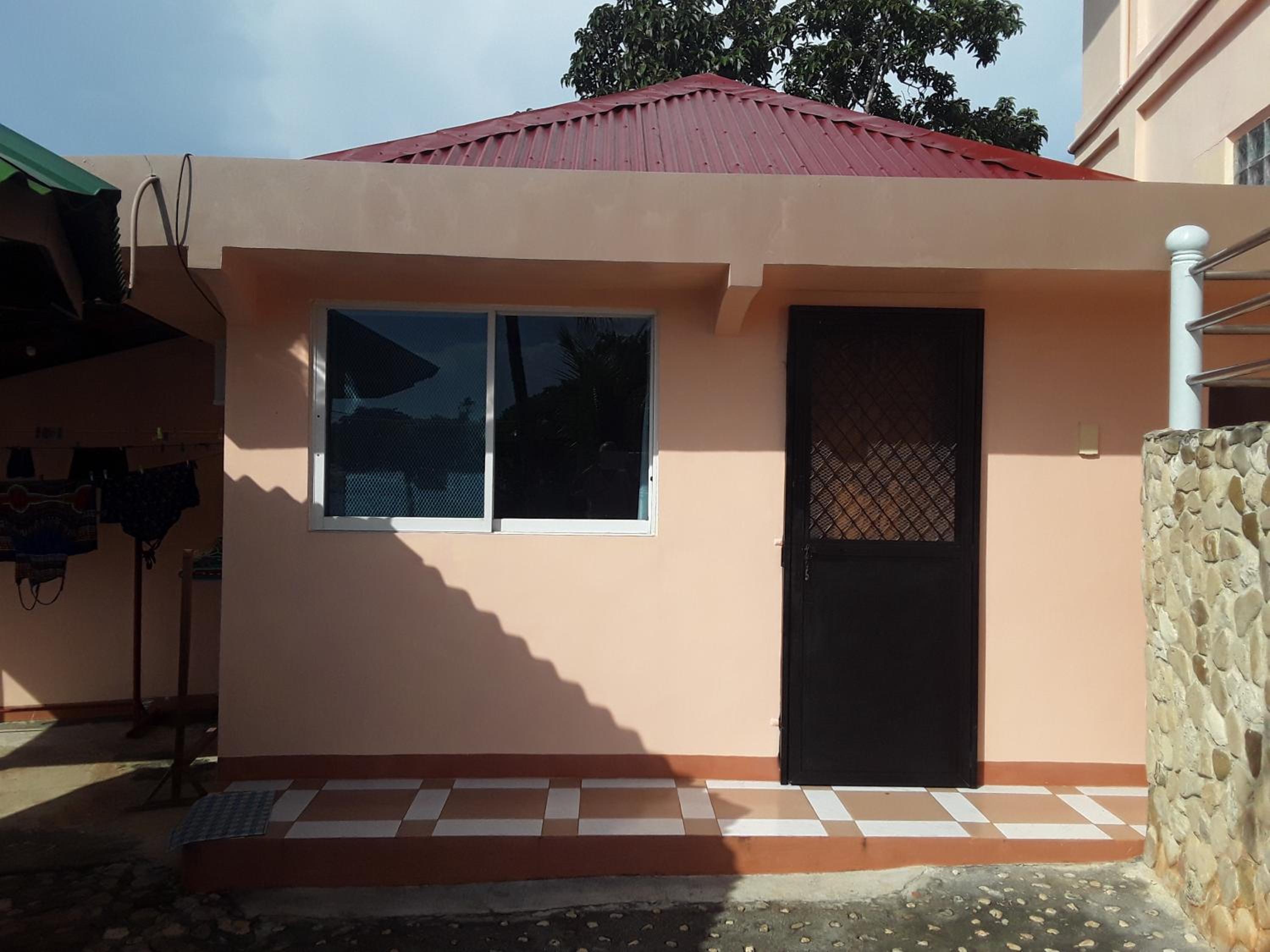 Budget Double Room - Photo 2