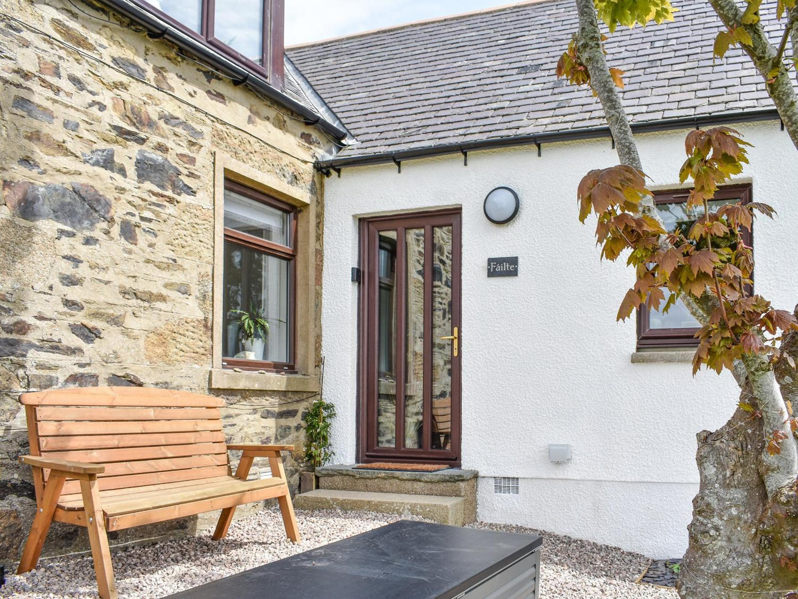 One-Bedroom Holiday Home