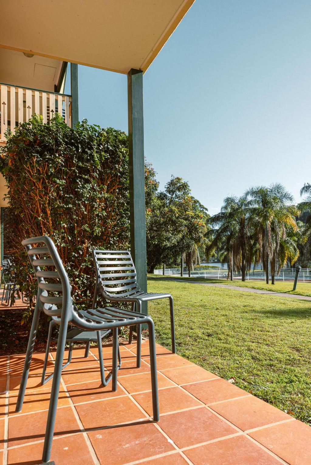Deluxe Double or Twin Room with Lake View photo 3