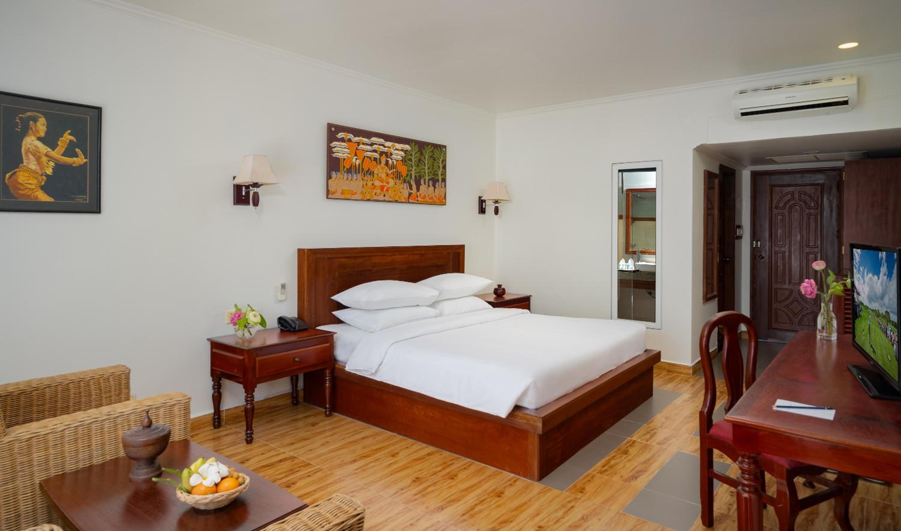 Standard Double Or Twin Room - Photo 2