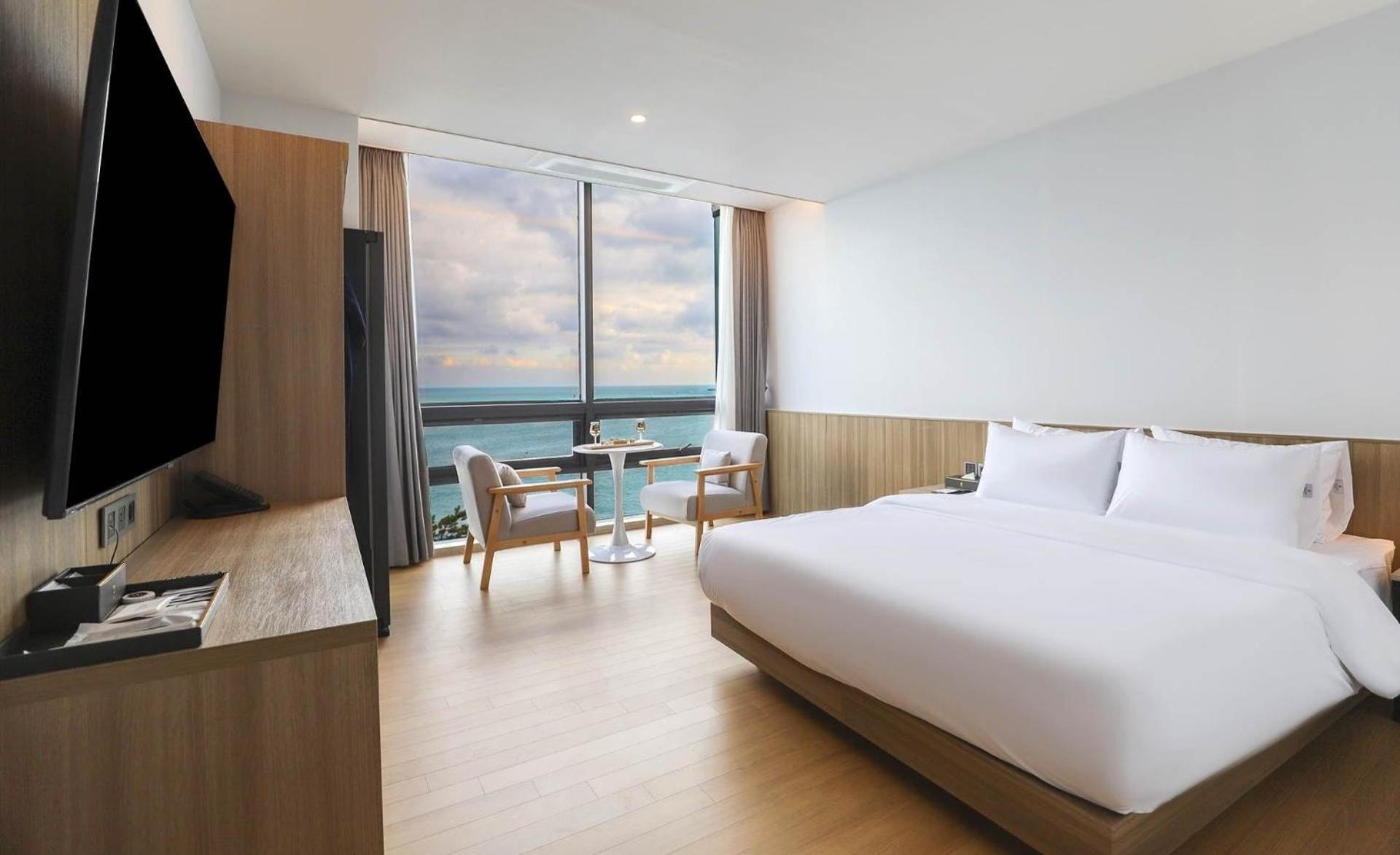 Deluxe Double Room with Sea View - Photo 1