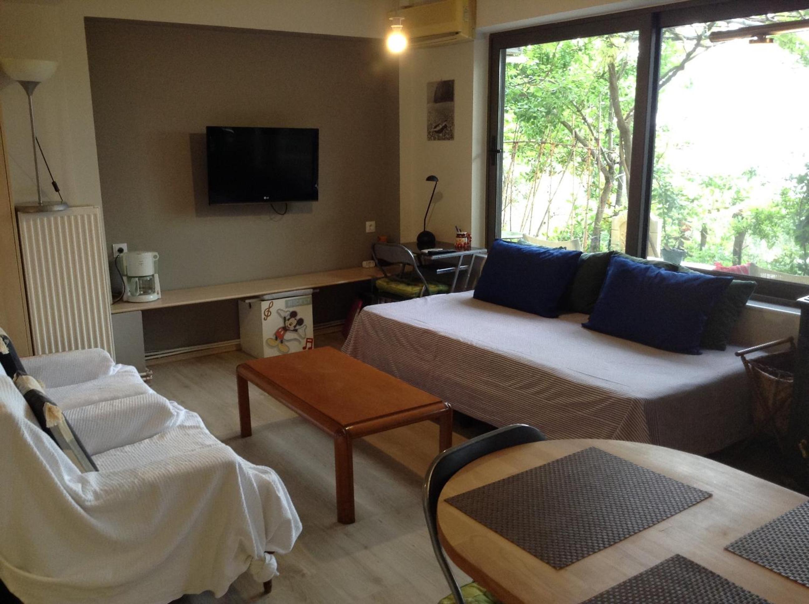 Studio Apartment with Sea View