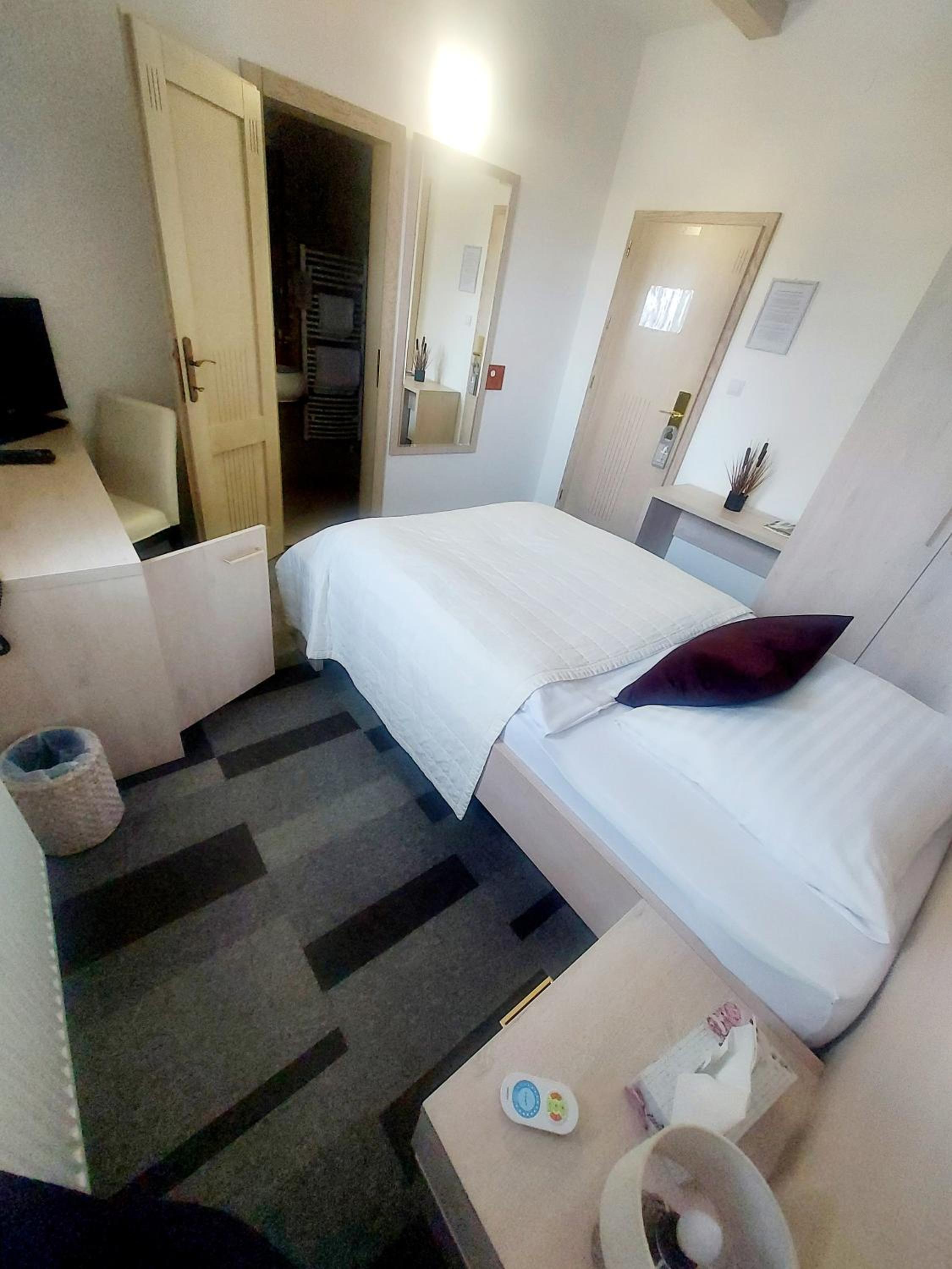 Standard Single Room photo 3