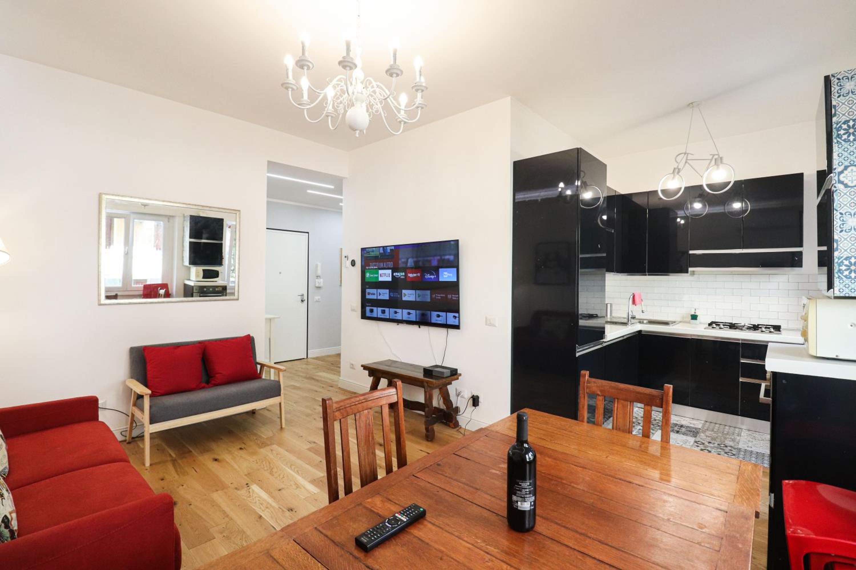 Three-Bedroom Deluxe Apartment