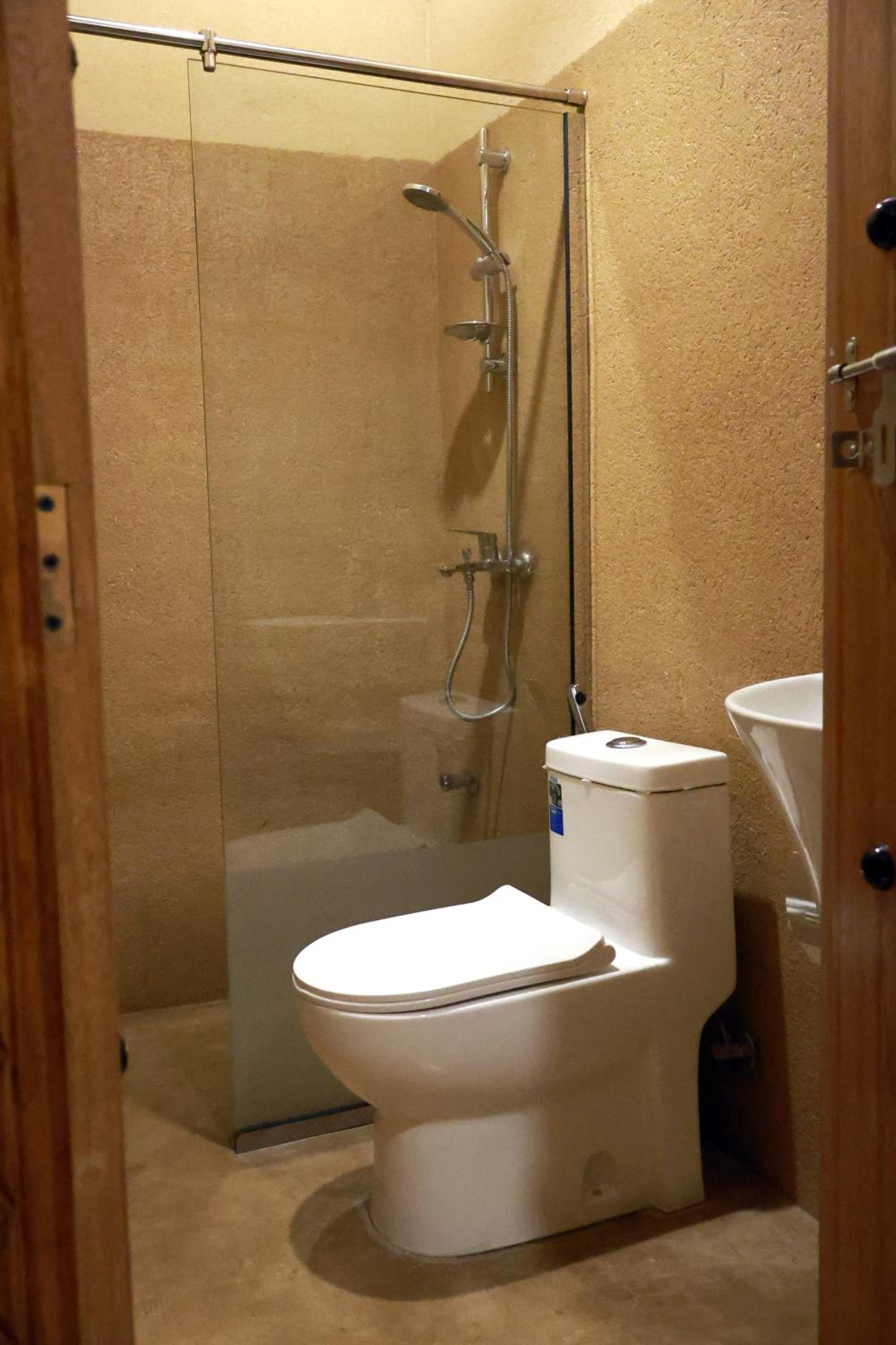 Deluxe King Room photo 2