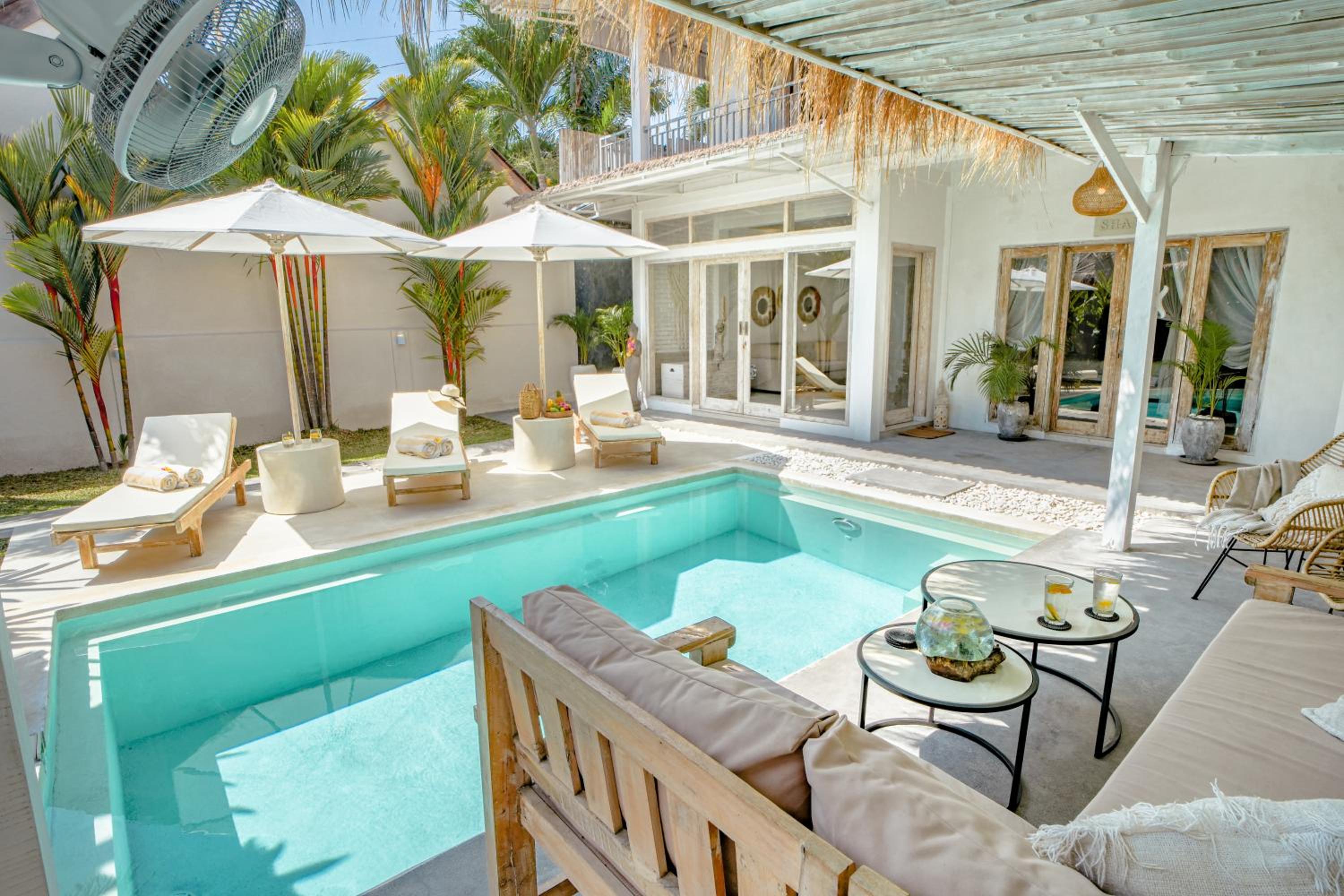 Three-Bedroom Villa - Photo 41