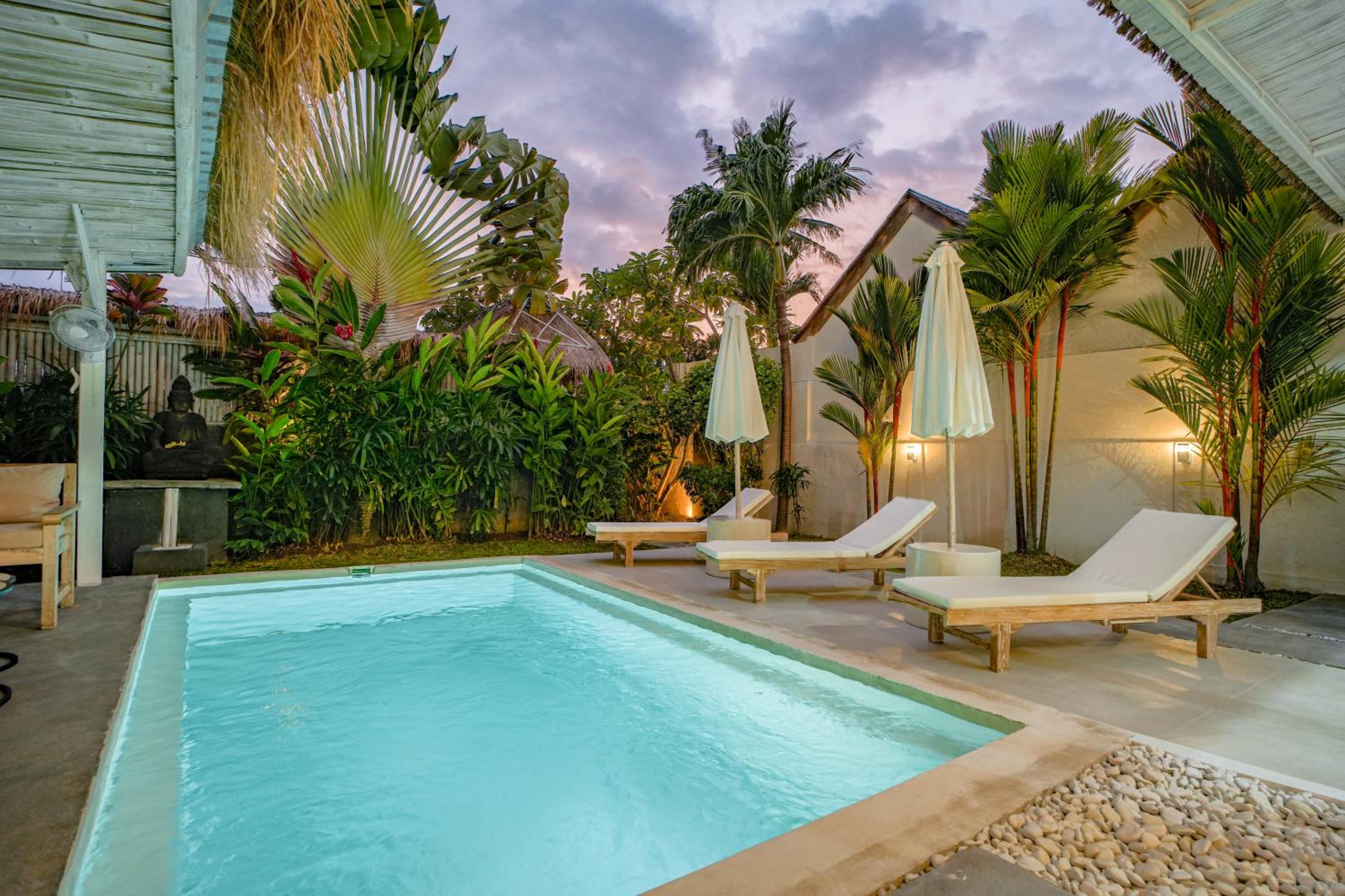 Three-Bedroom Villa - Photo 16
