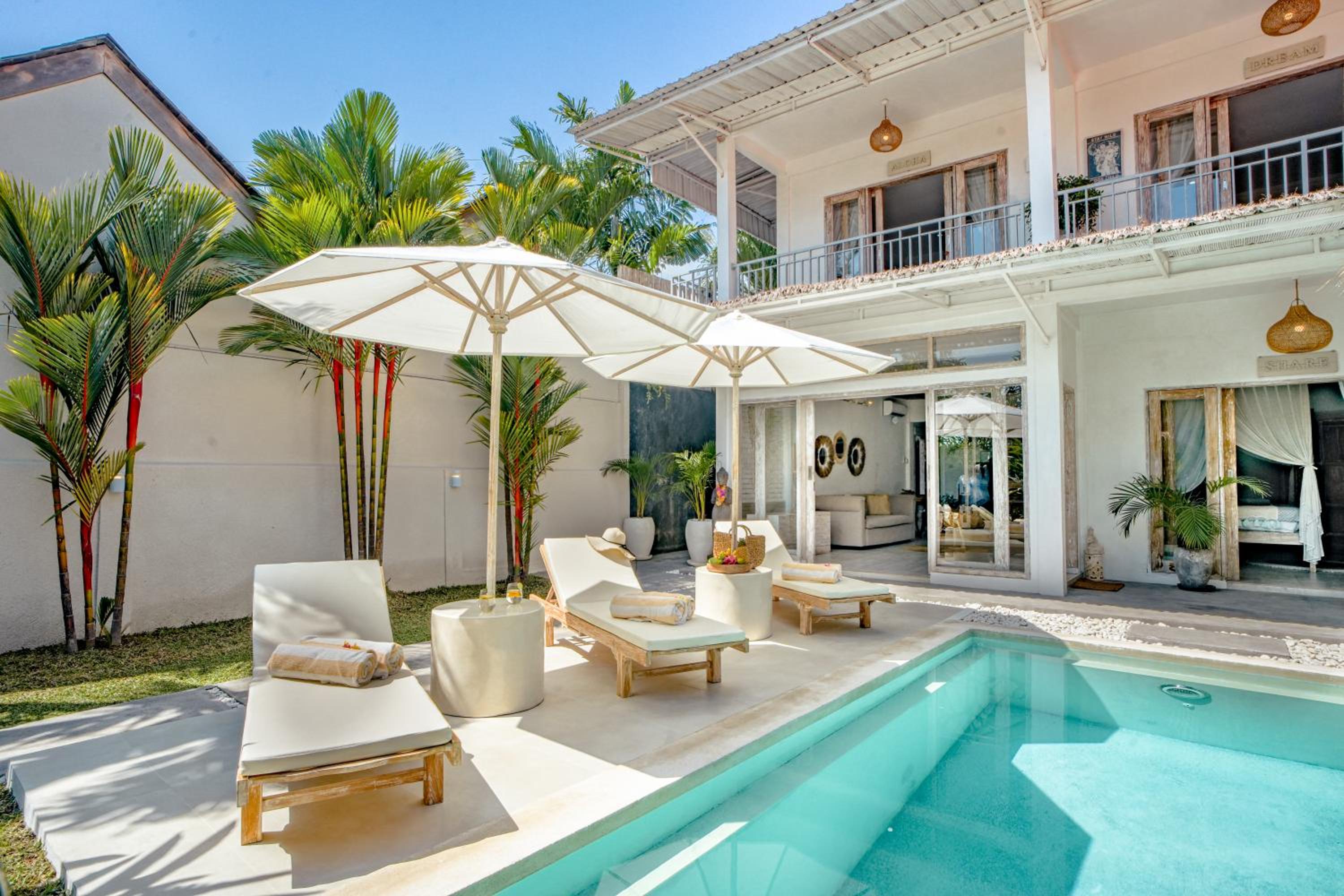 Three-Bedroom Villa - Photo 14