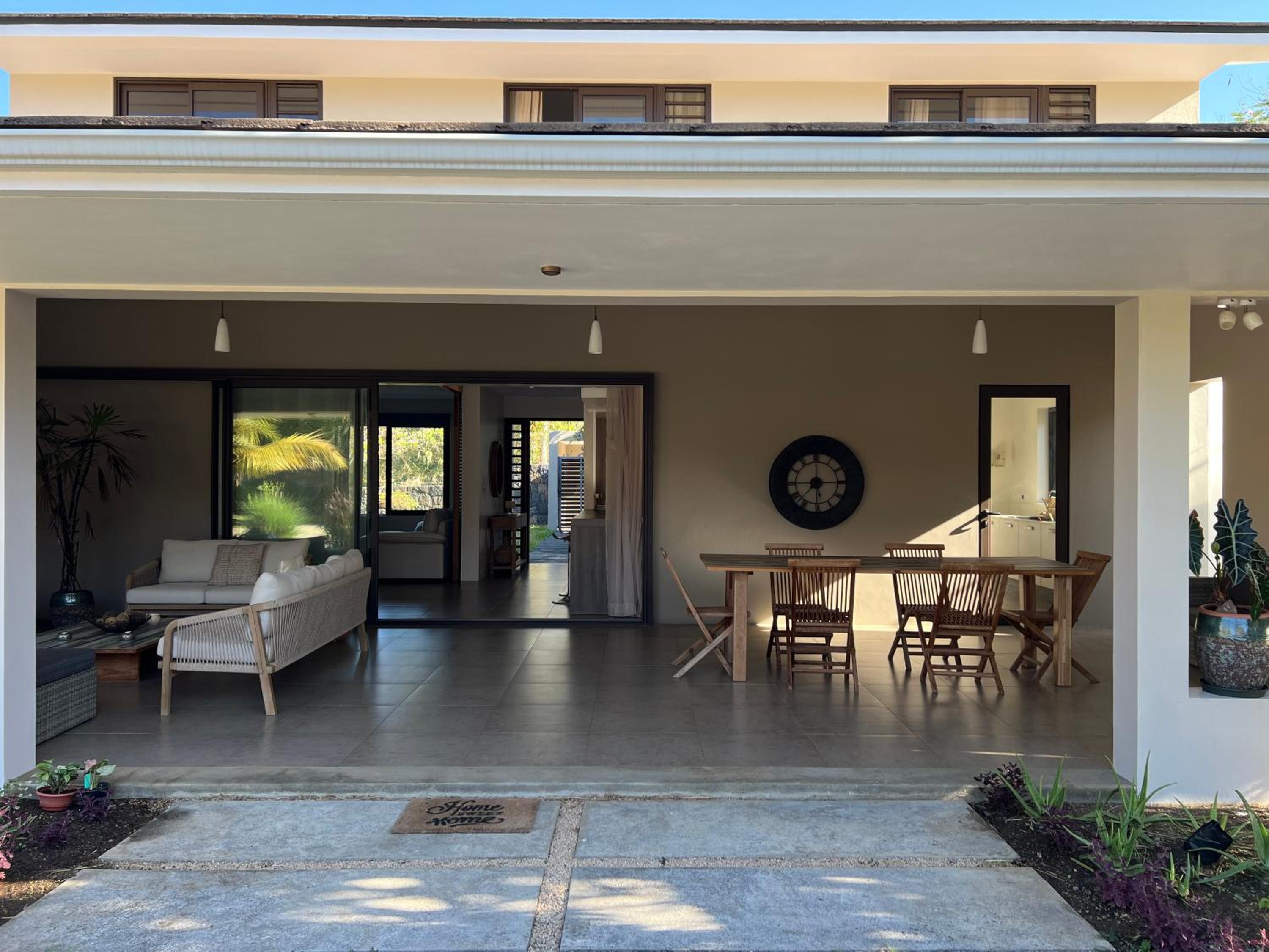Villa photo 3