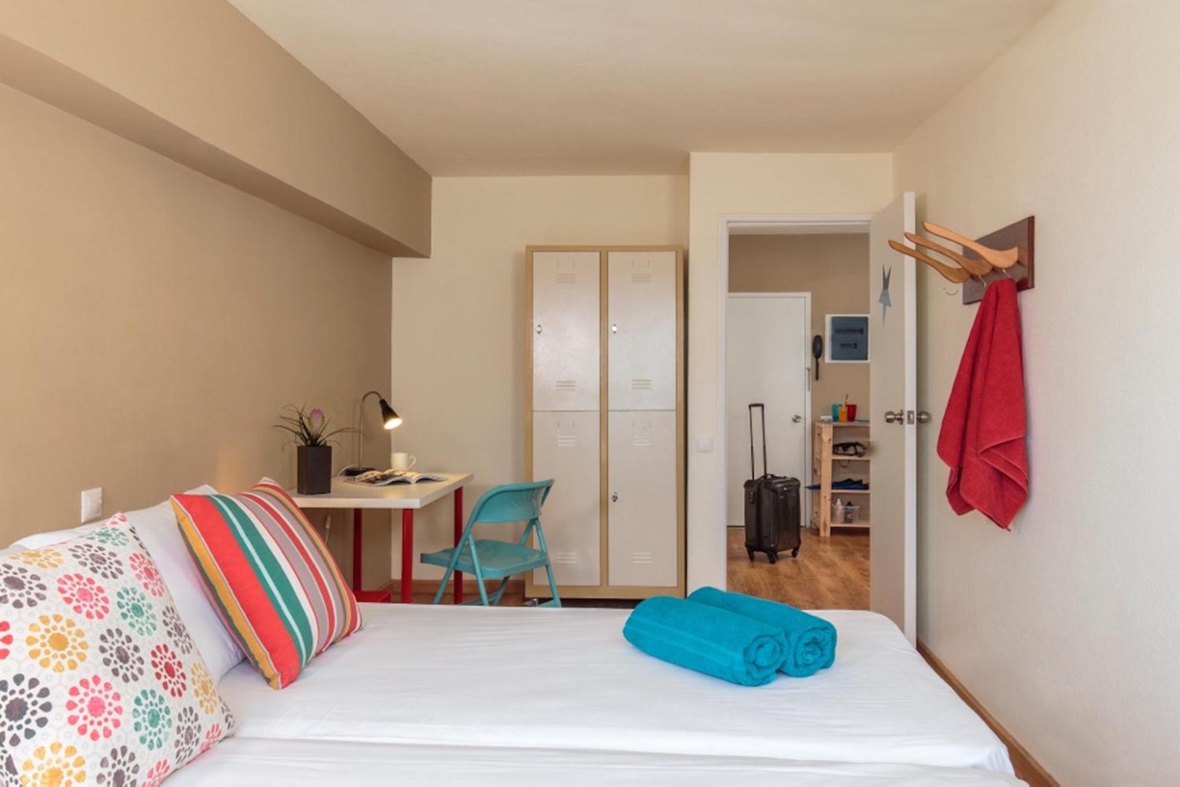 Double Room with Shared Bathroom photo 1