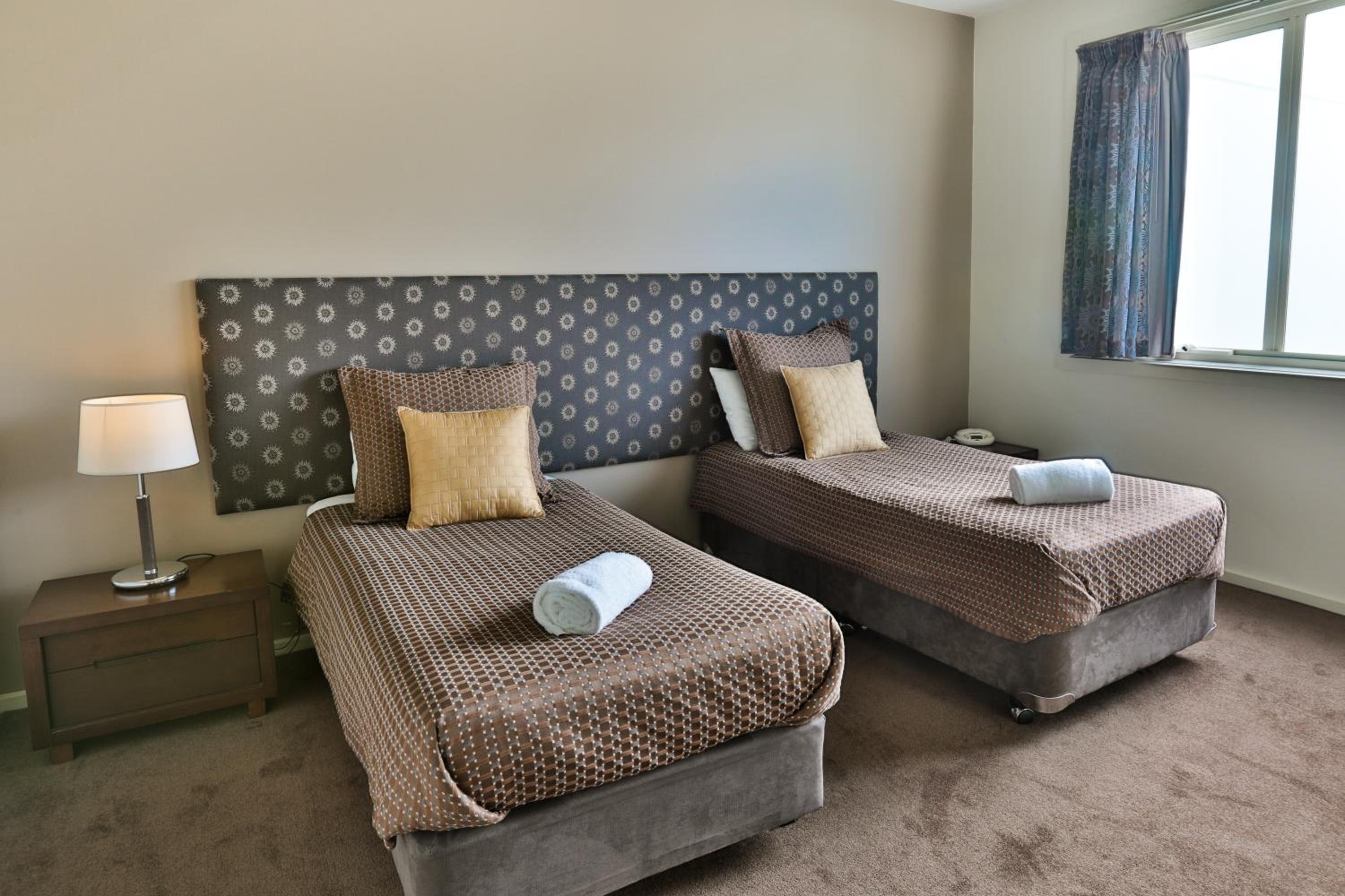 Luxury Three-Bedroom Apartment with Spa Bath photo 2