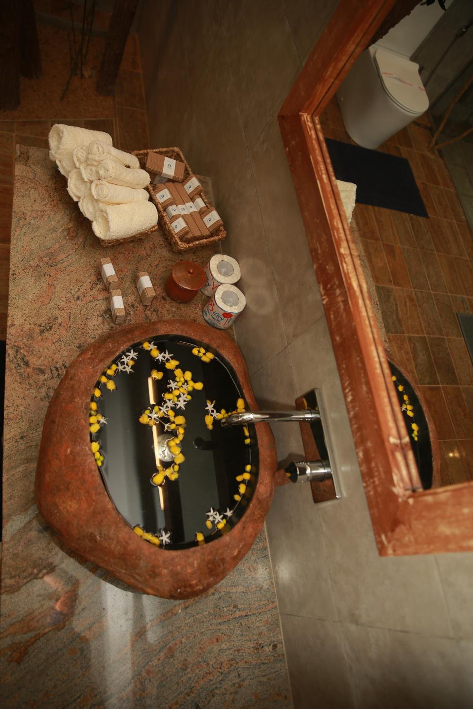 Executive Villa with Rooftop Jacuzzi and Pool - Photo 26