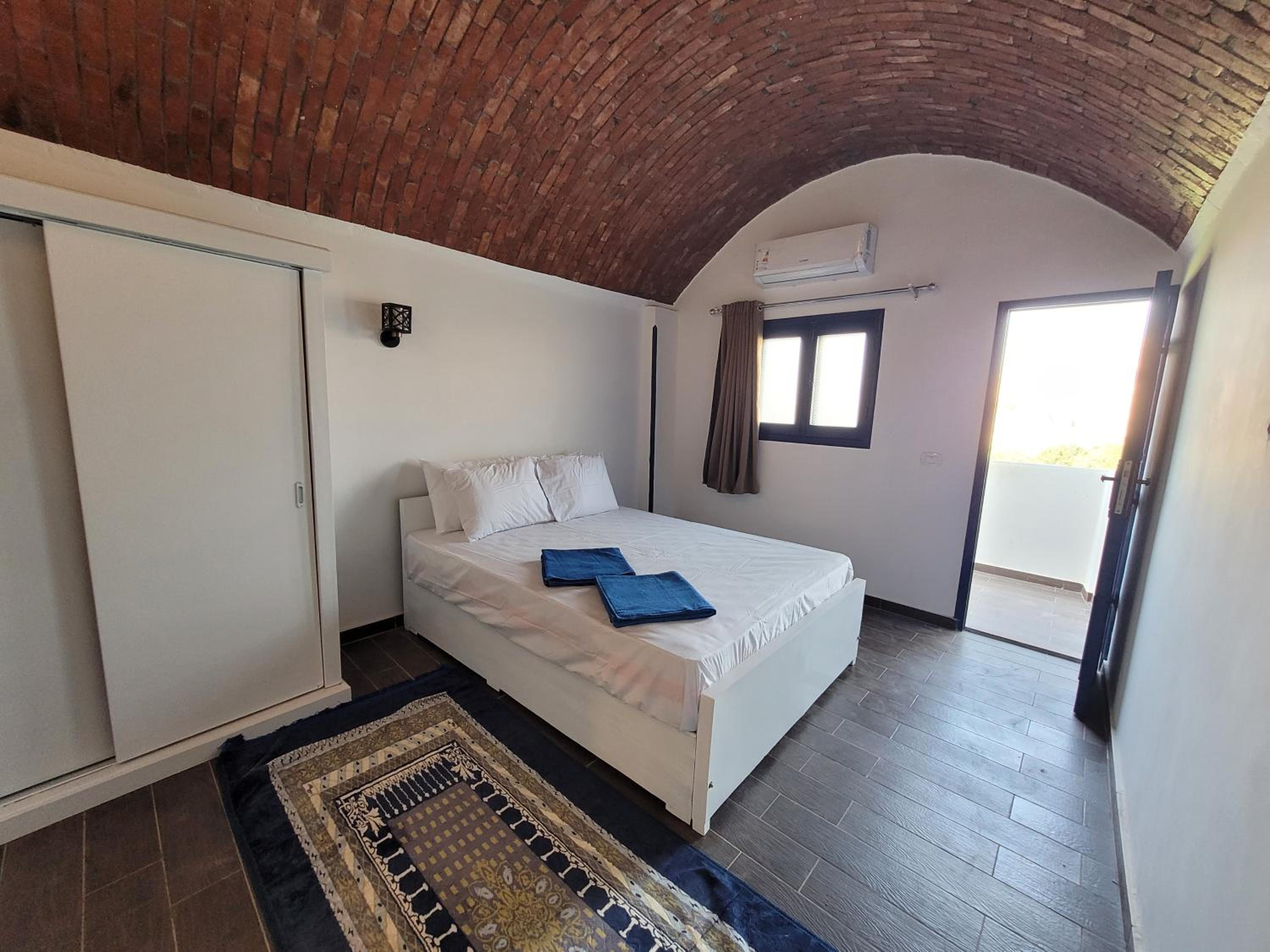 Two-Bedroom Apartment With Mountain View