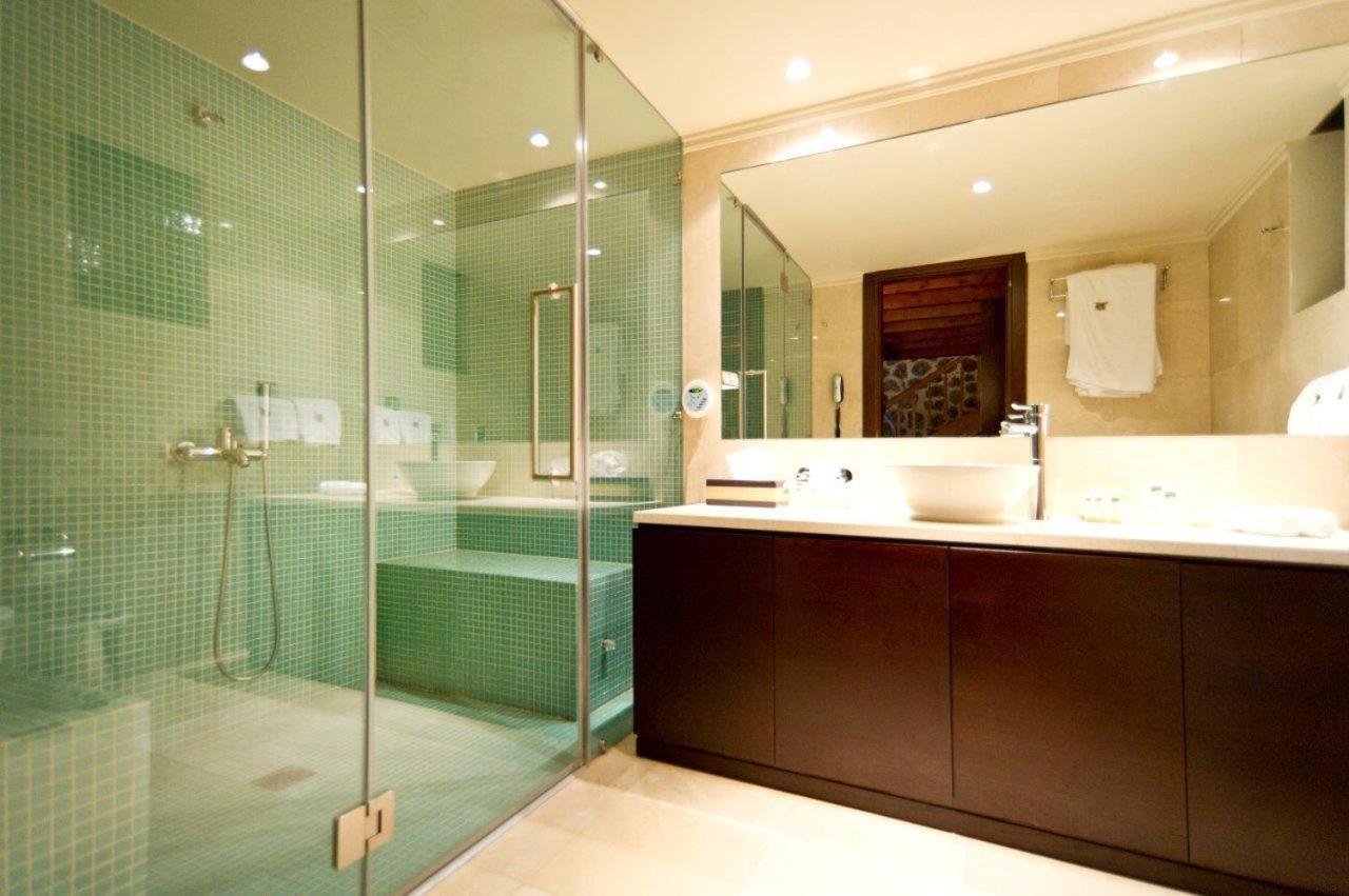 Family Suite (2 Adults + 2 Children) photo 3
