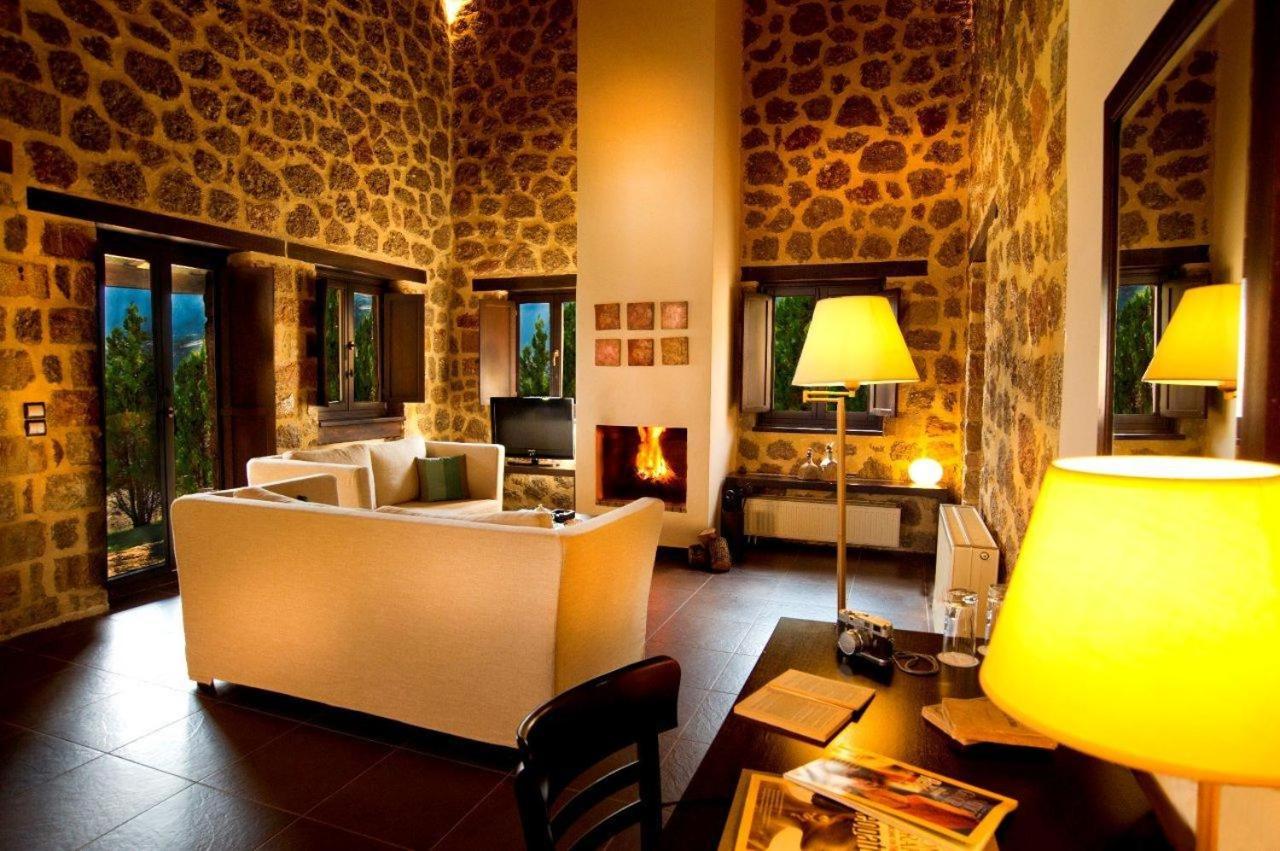 Family Suite (2 Adults + 2 Children) photo 1