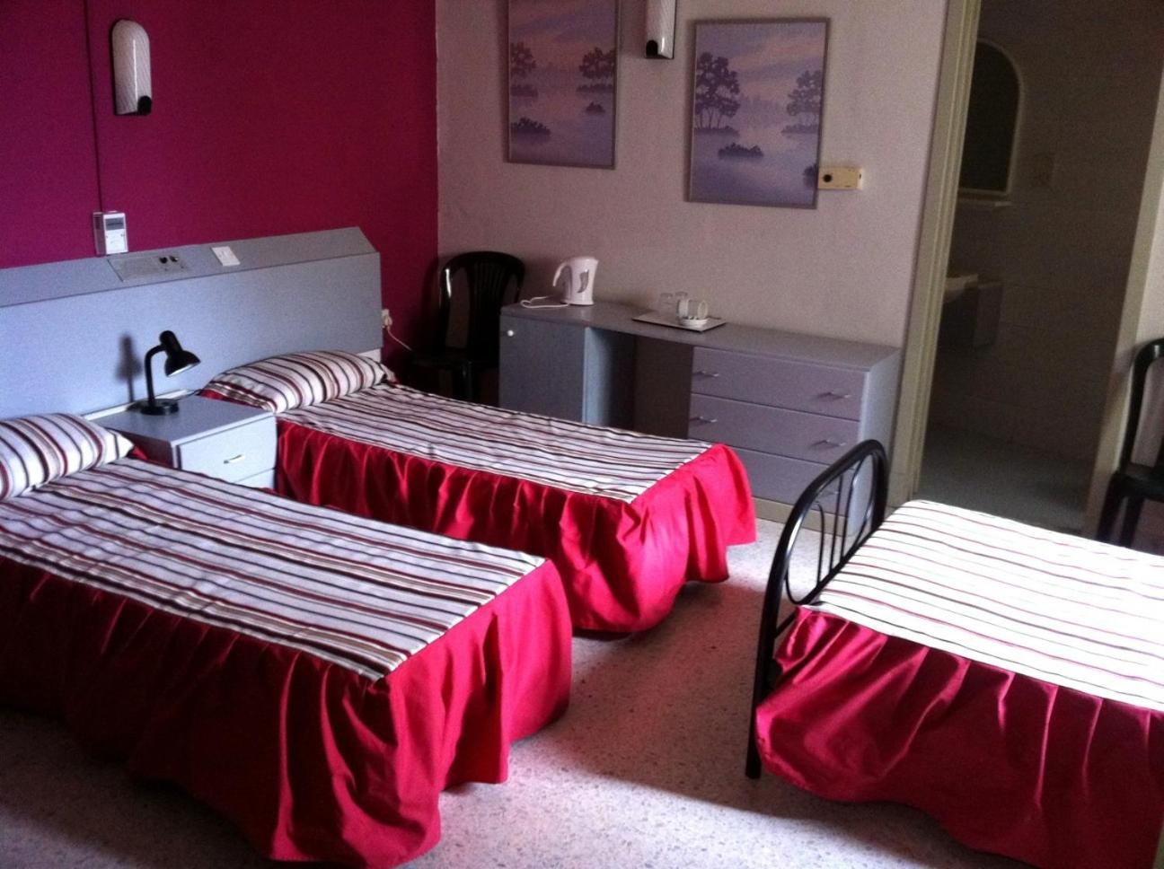 Triple Room photo 2