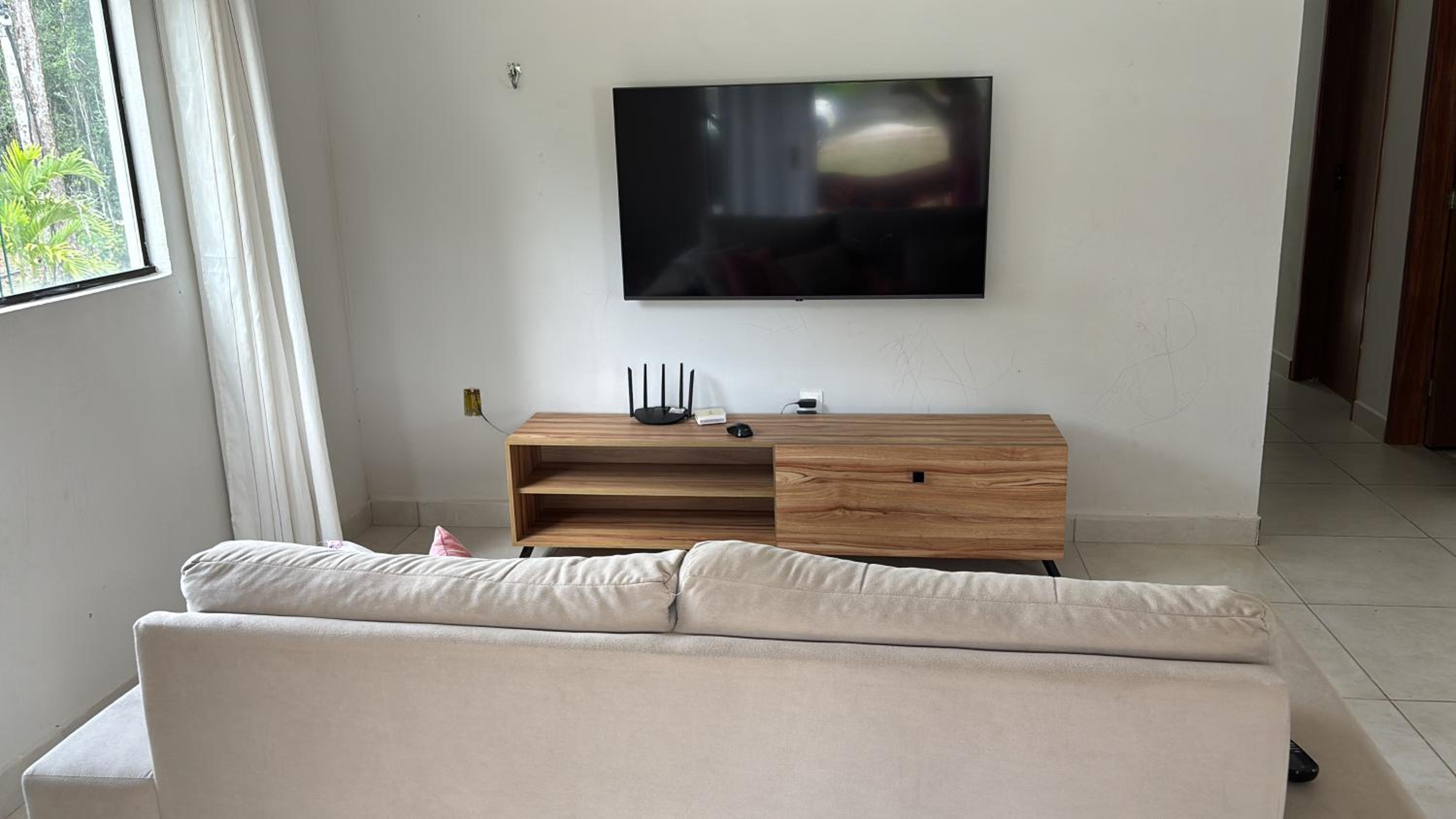 Three-Bedroom House photo 3