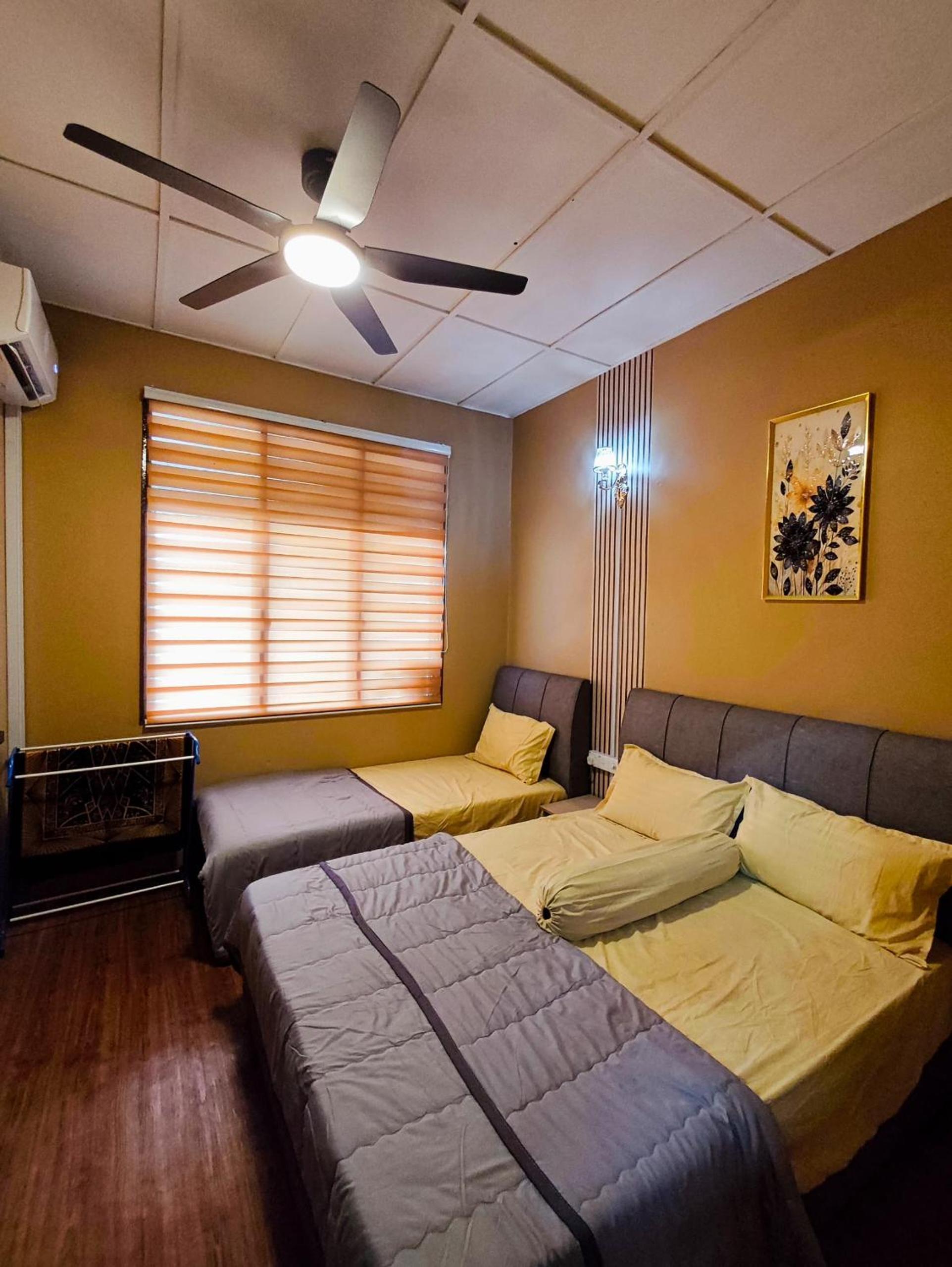 Three-Bedroom House photo 1