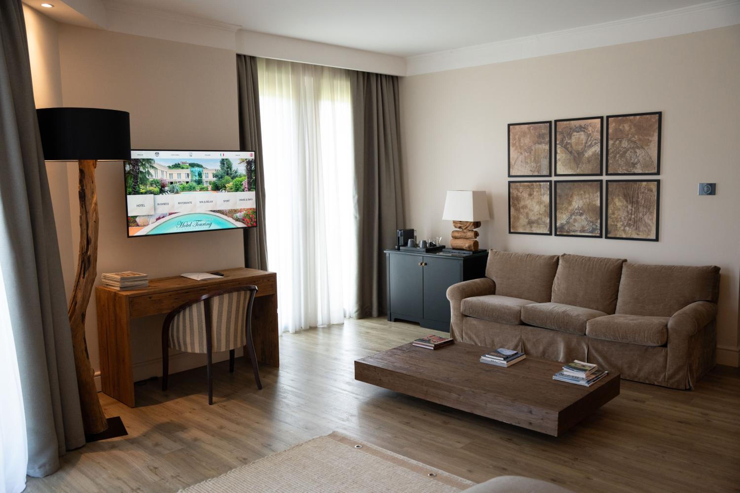Suite (2 Adults) photo 2