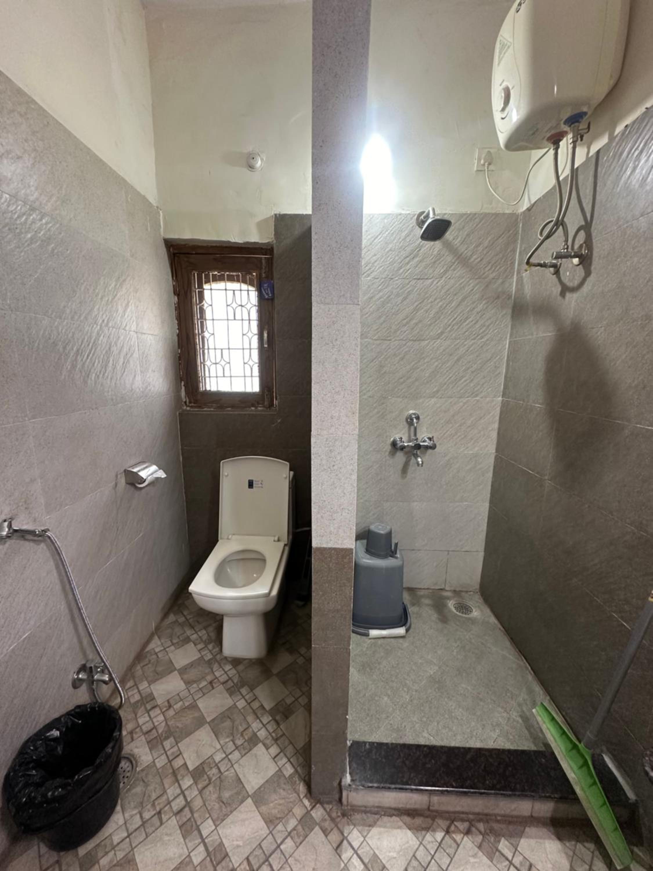 Large Twin Room photo 2